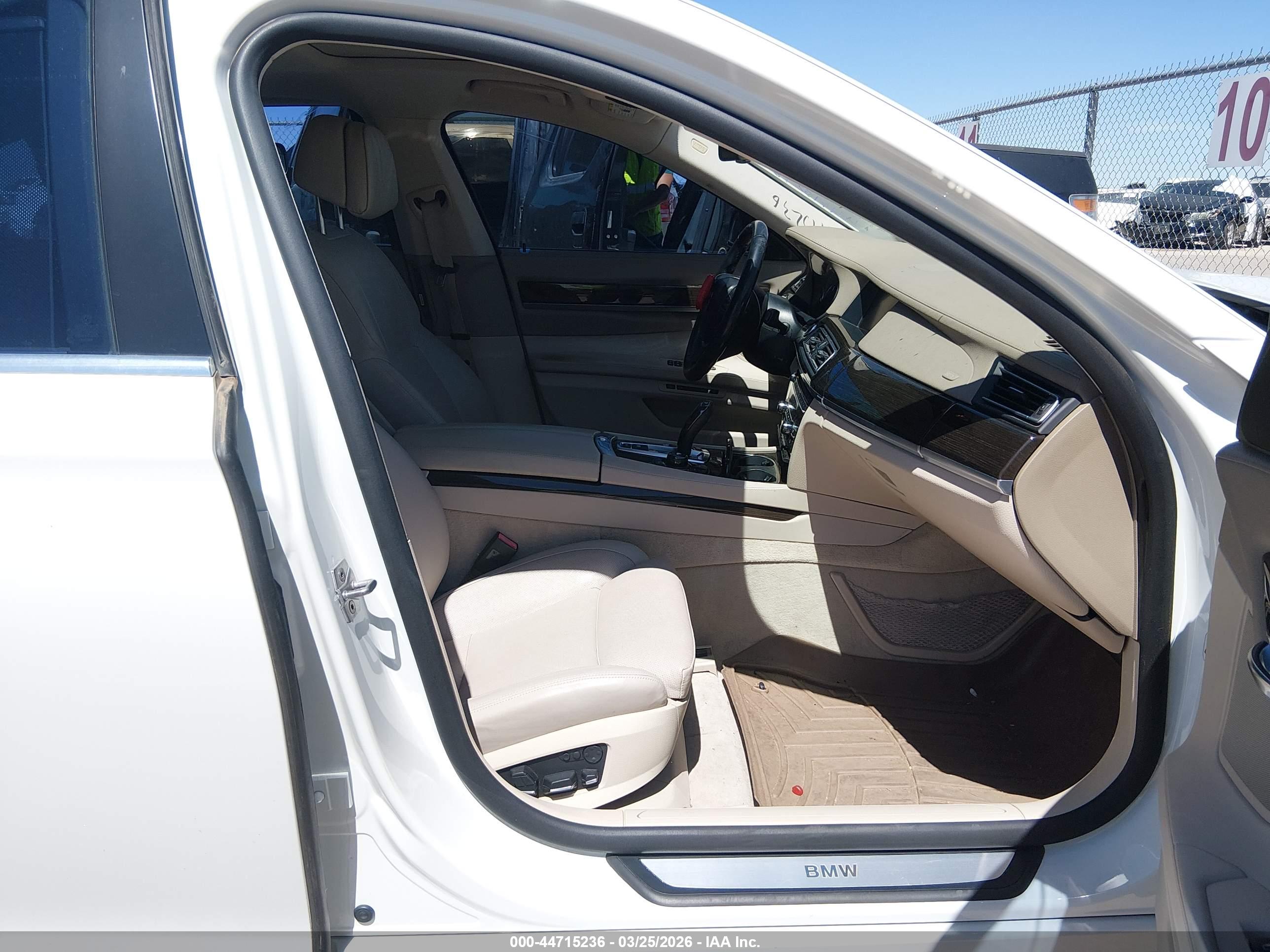 BMW 750LI image 5