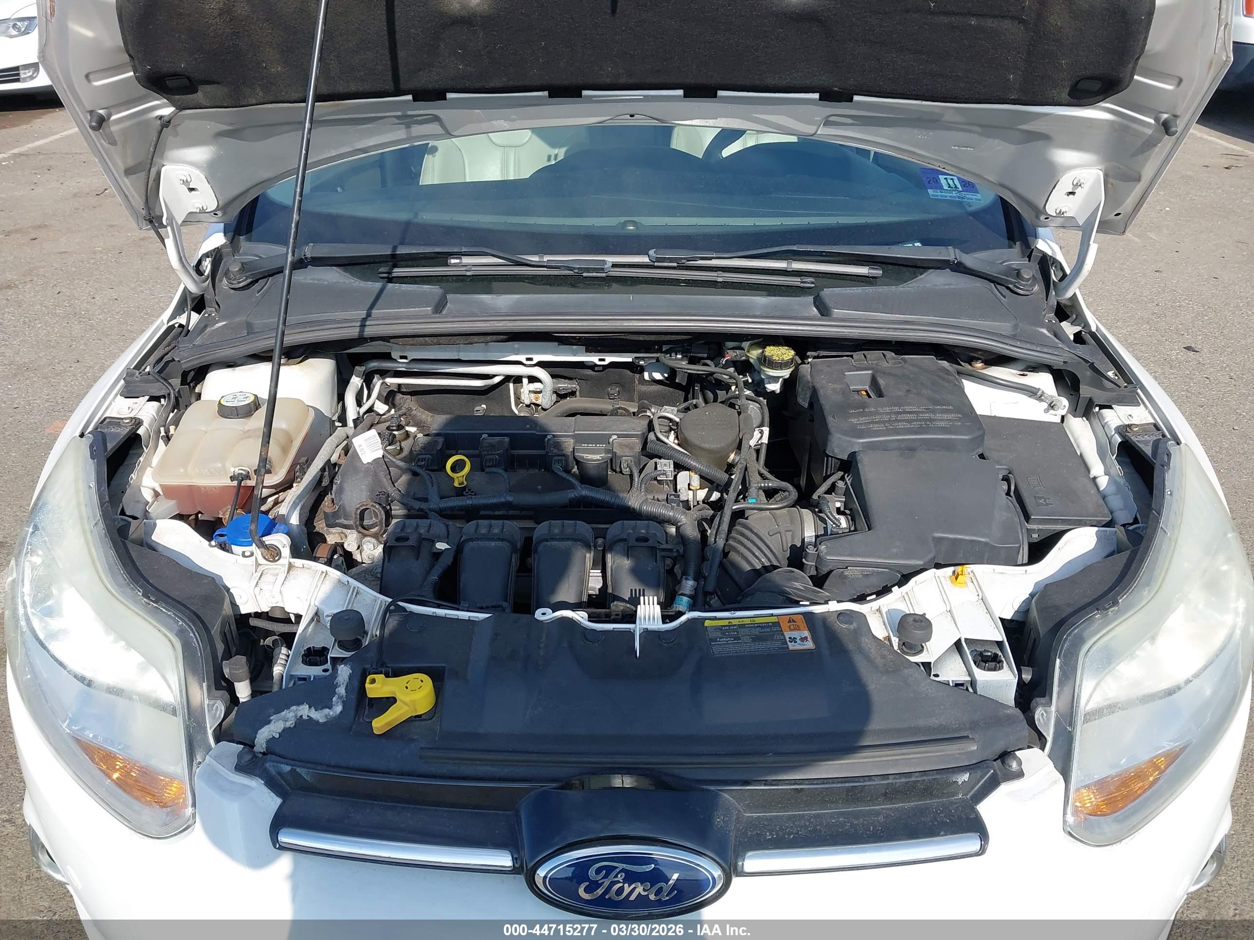 FORD FOCUS image 10