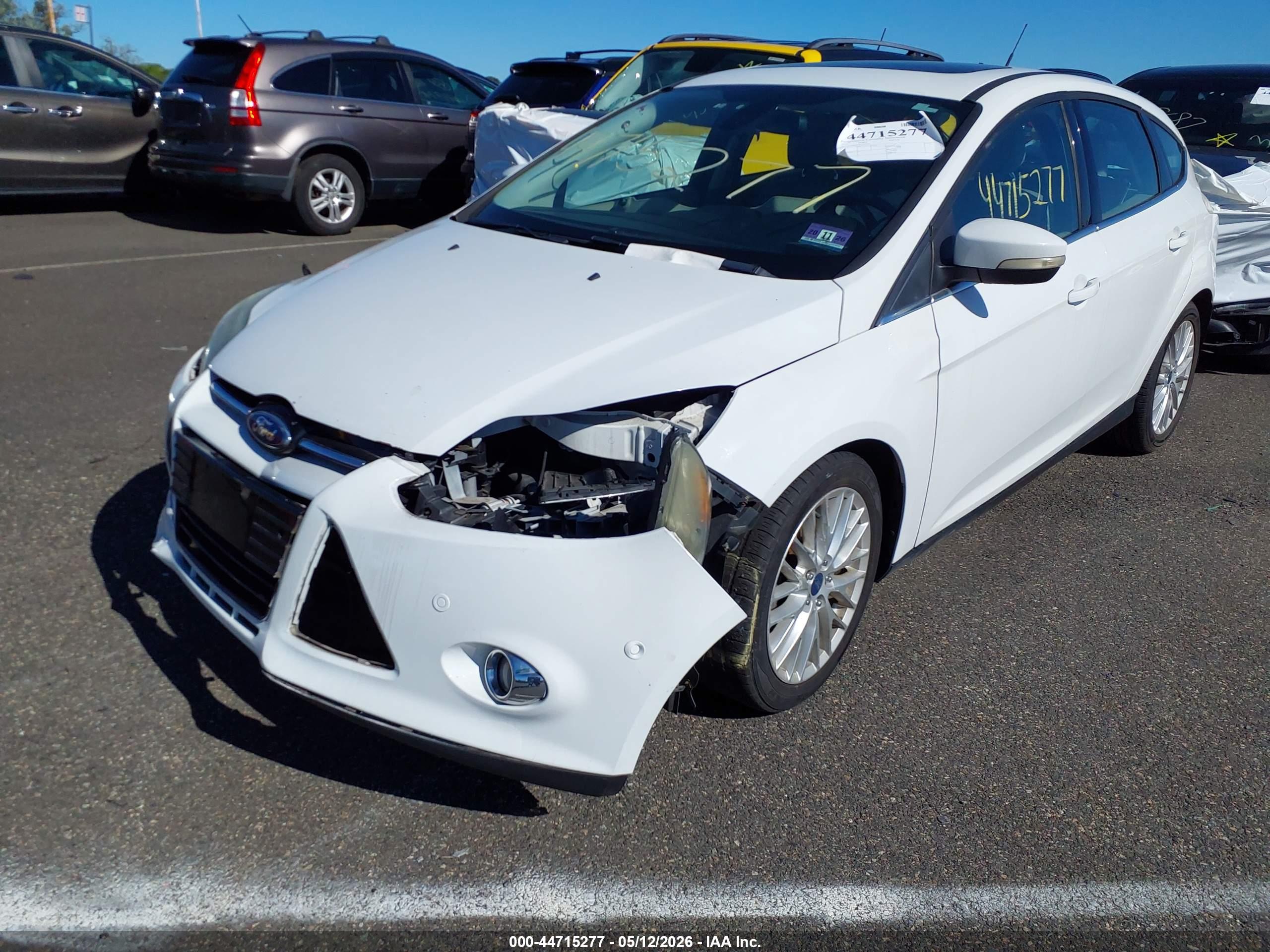 FORD FOCUS image 2