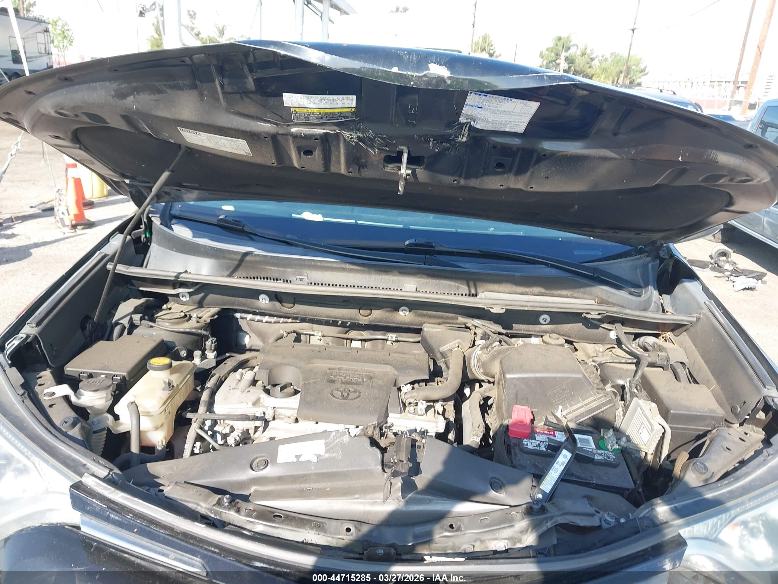 TOYOTA RAV4 image 10