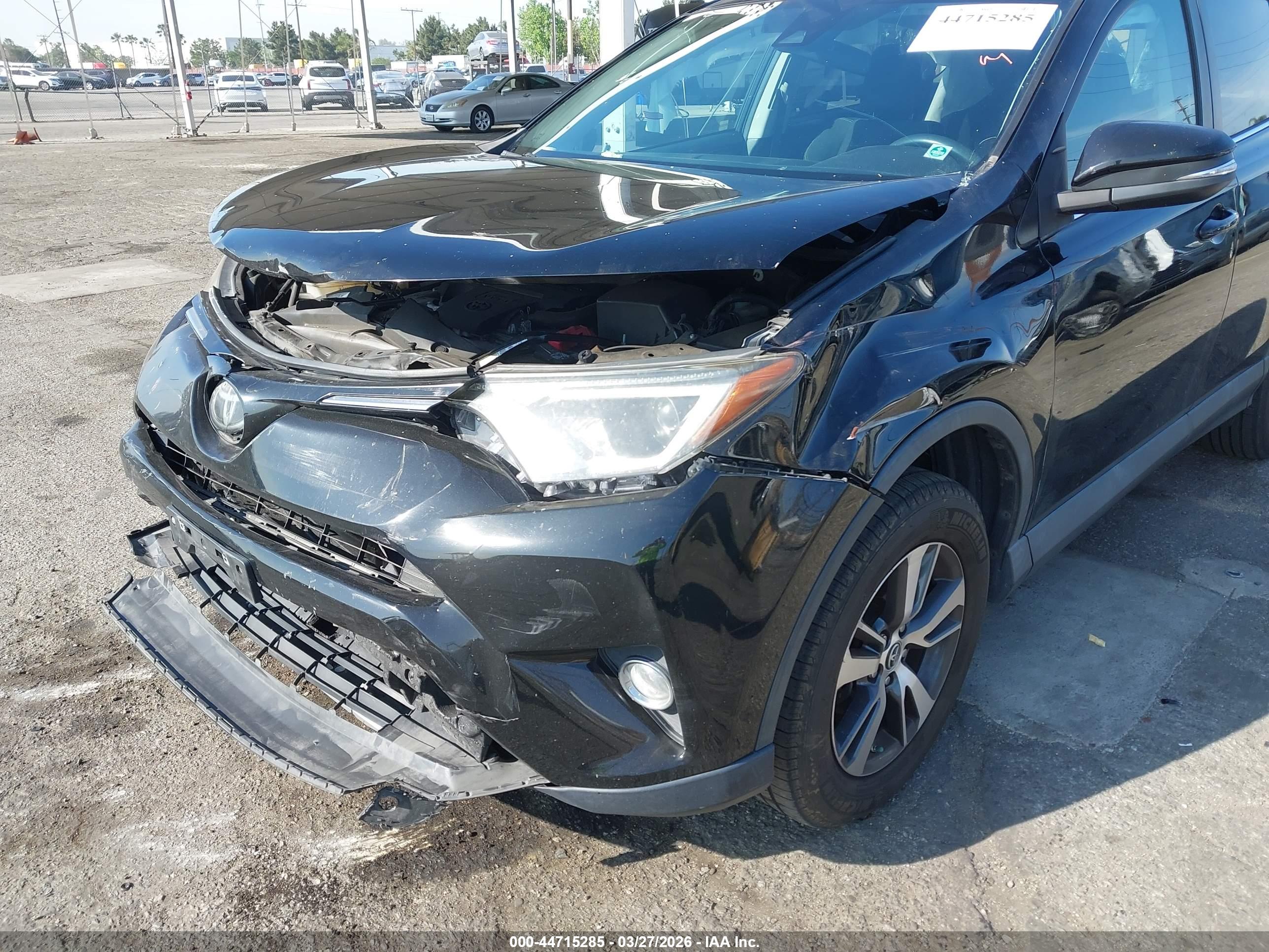 TOYOTA RAV4 image 6