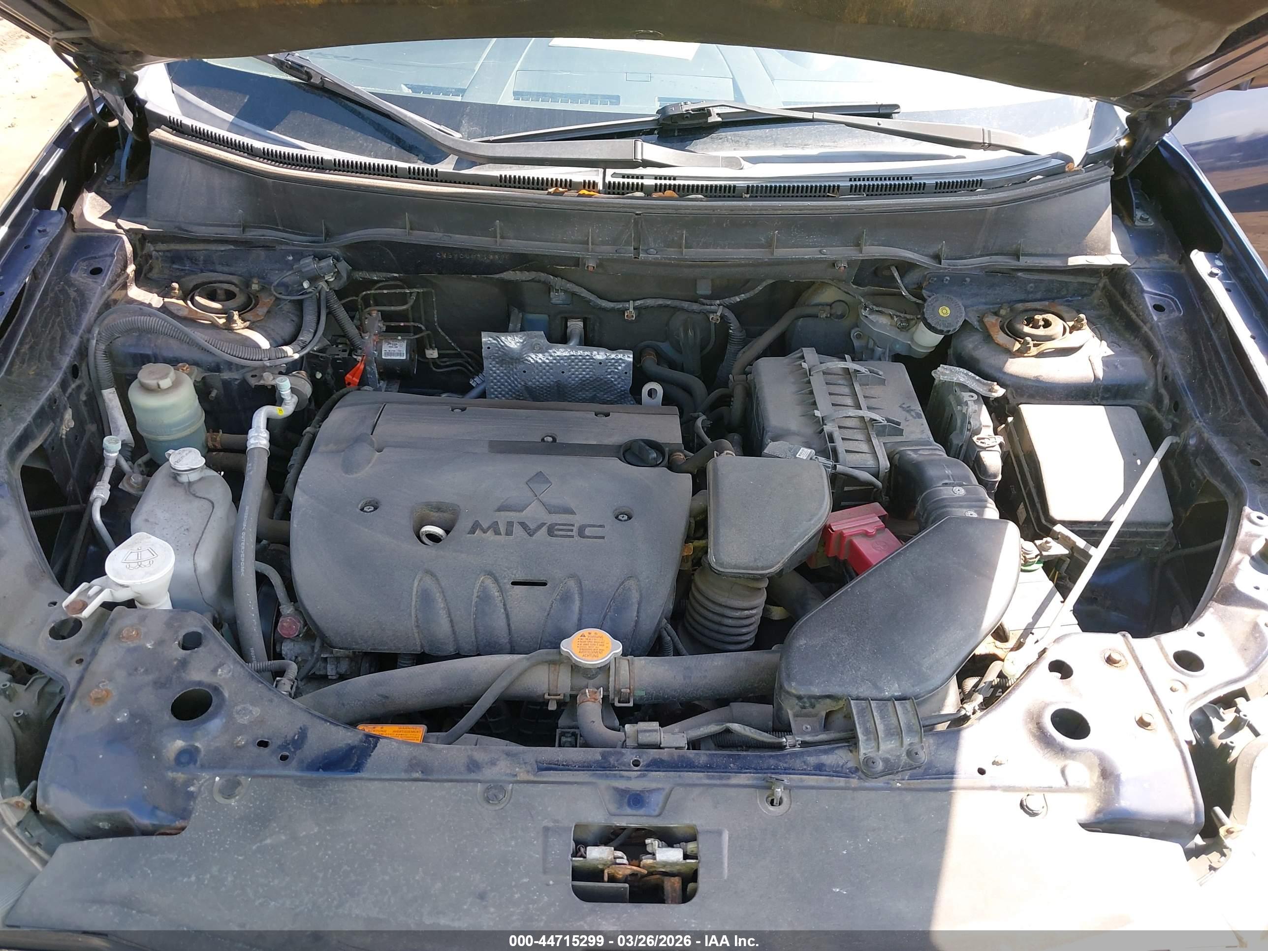 MITSUBISHI OUTLANDER image 10