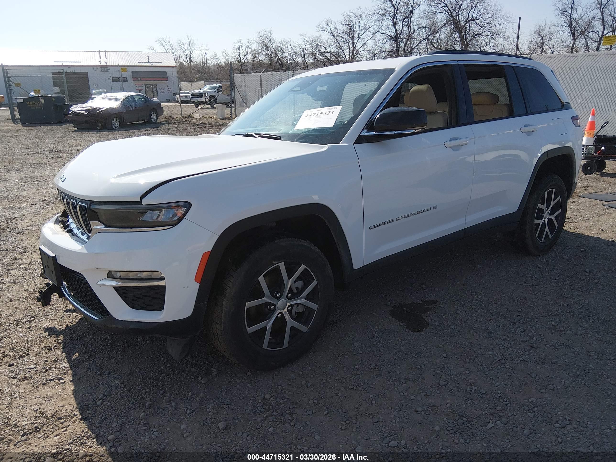 JEEP GRAND image 2