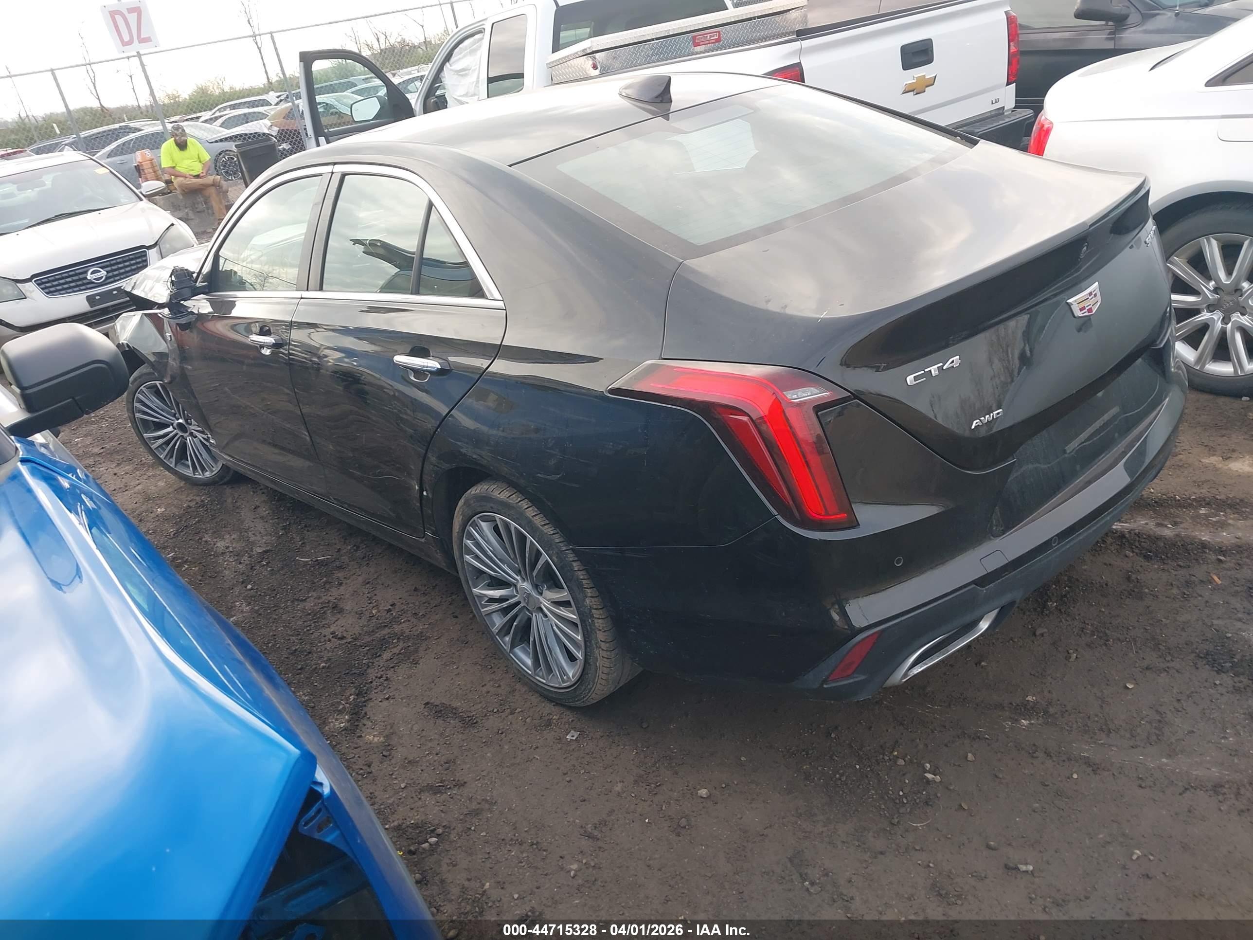 CADILLAC CT4 image 3