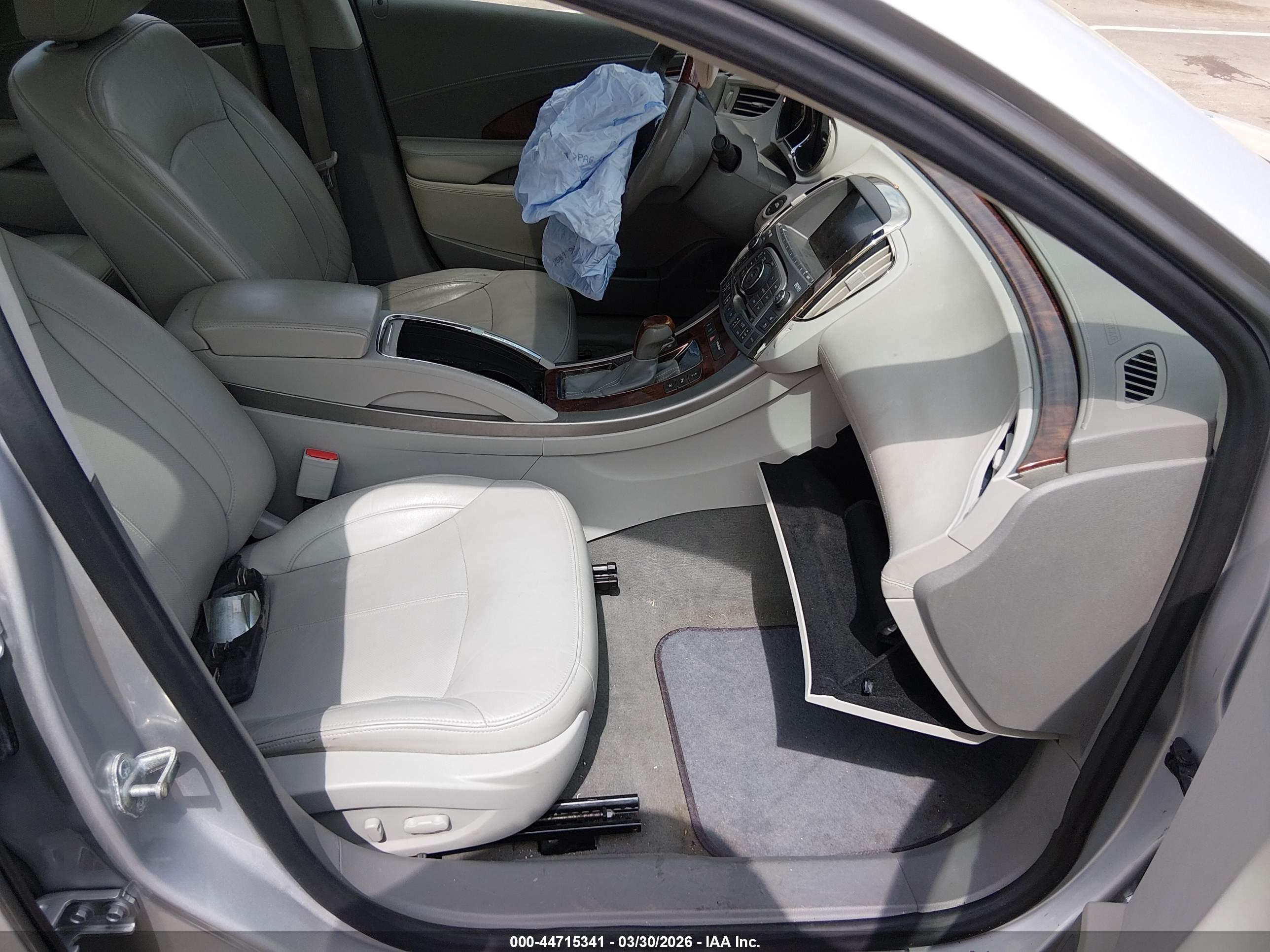 BUICK LACROSSE image 5