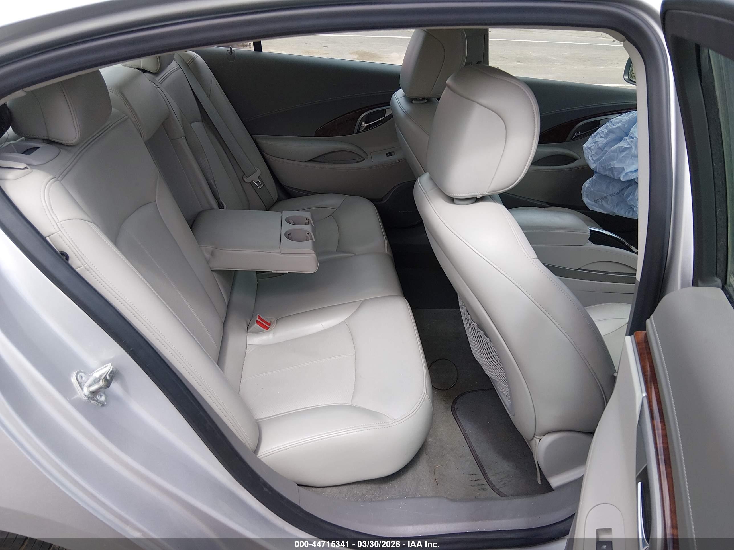 BUICK LACROSSE image 8
