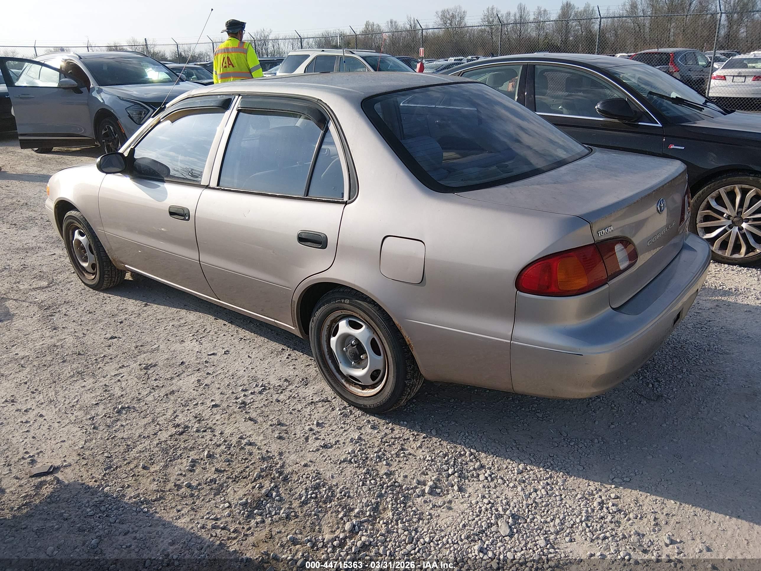 TOYOTA COROLLA image 3