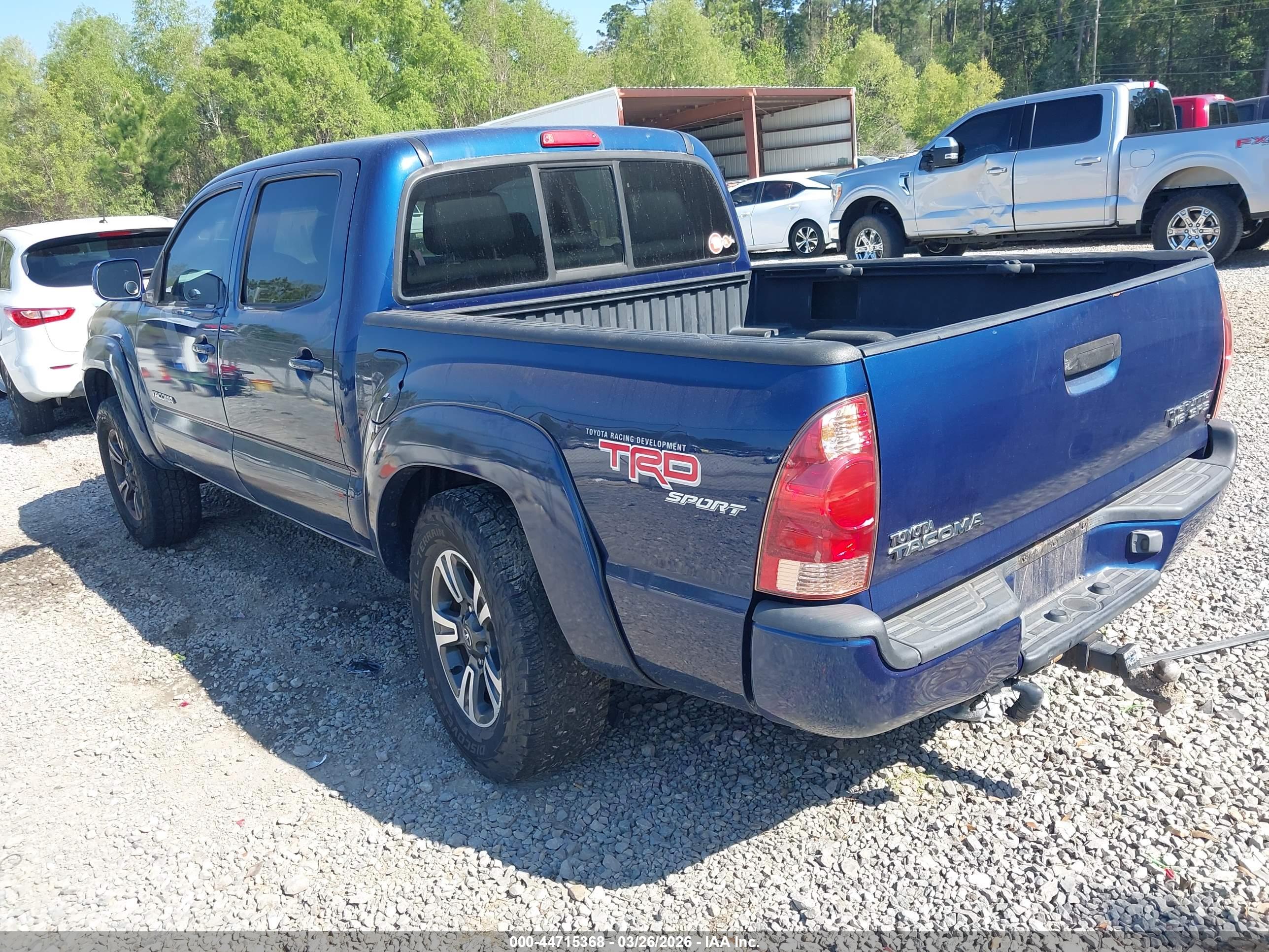 TOYOTA TACOMA image 3