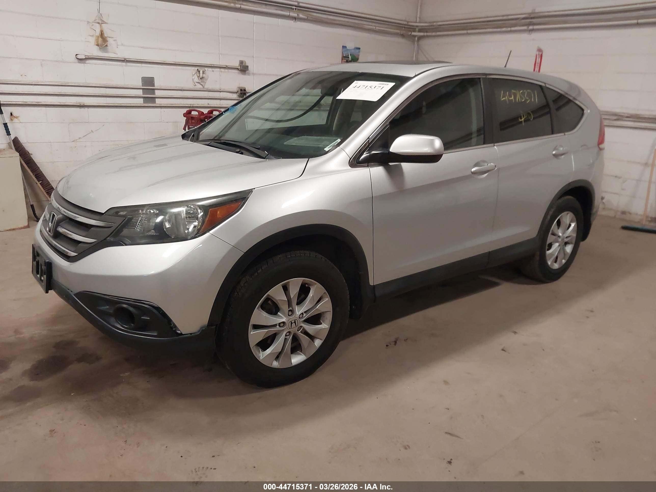 HONDA CR-V image 2