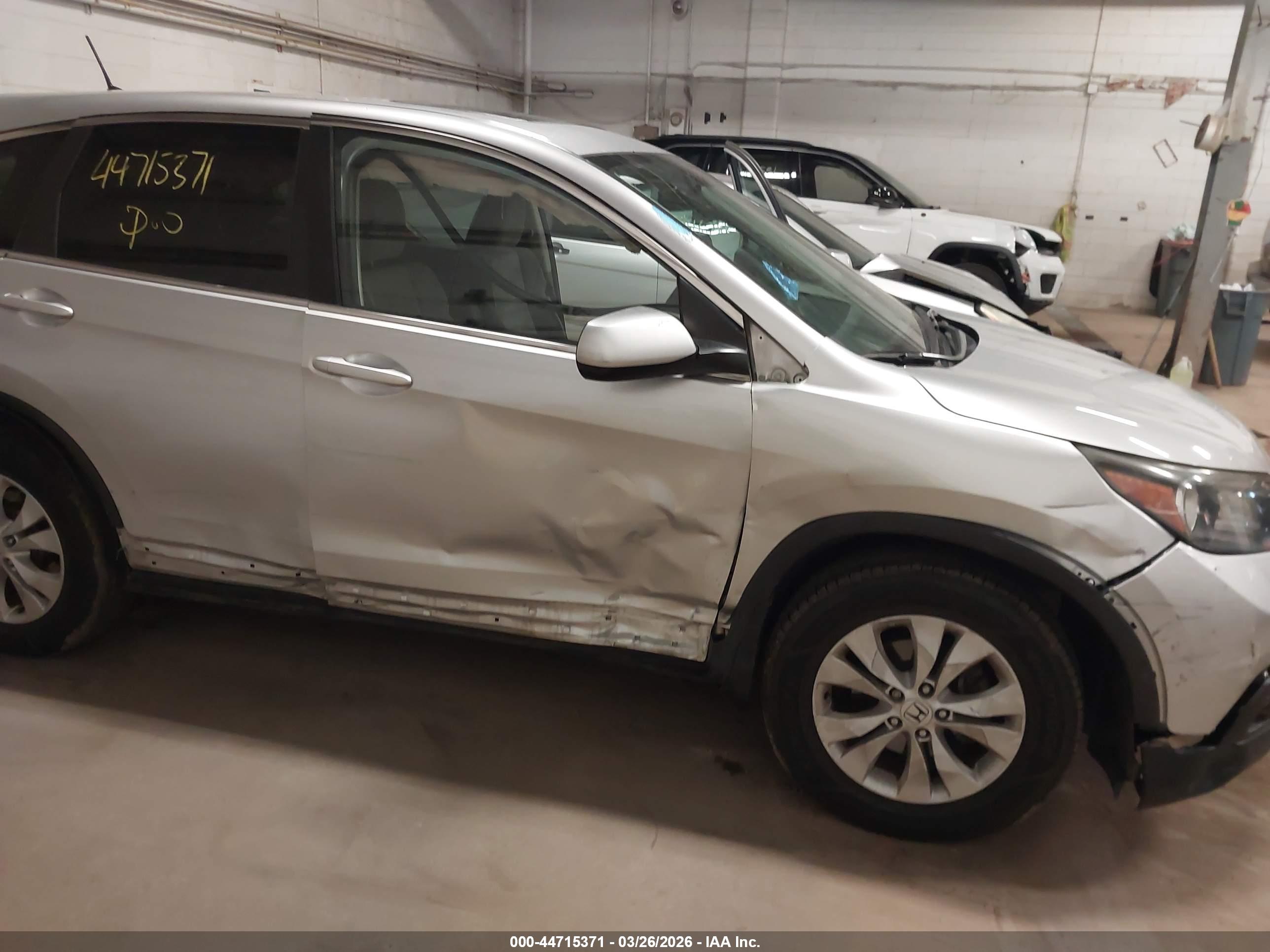 HONDA CR-V image 6