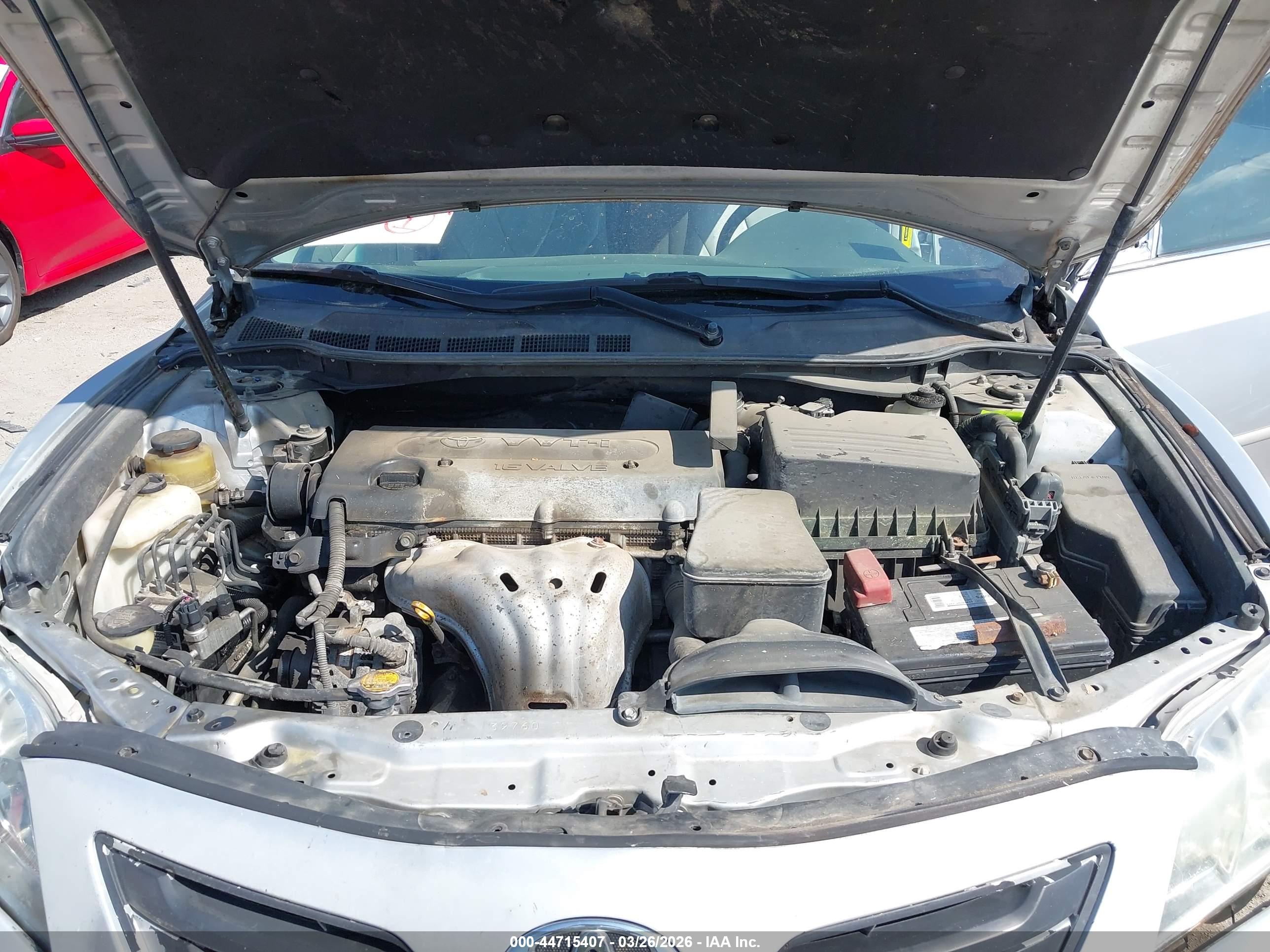 TOYOTA CAMRY image 10