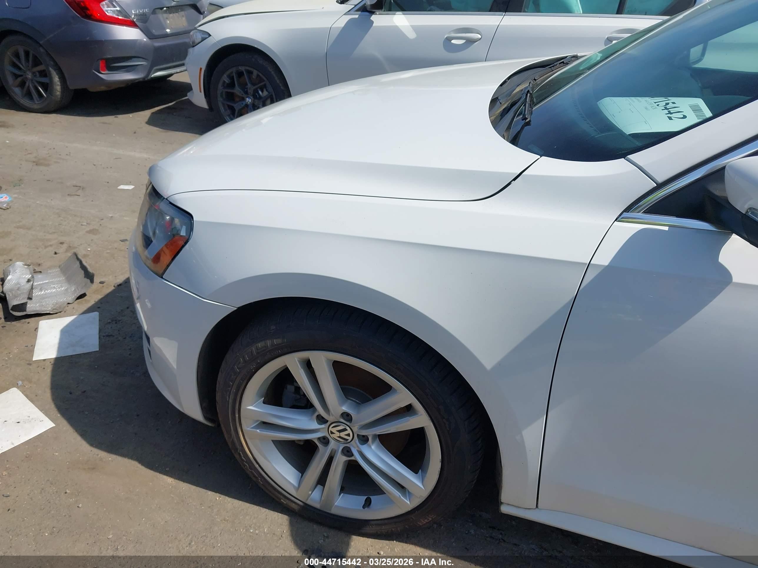 VOLKSWAGEN PASSAT image 6