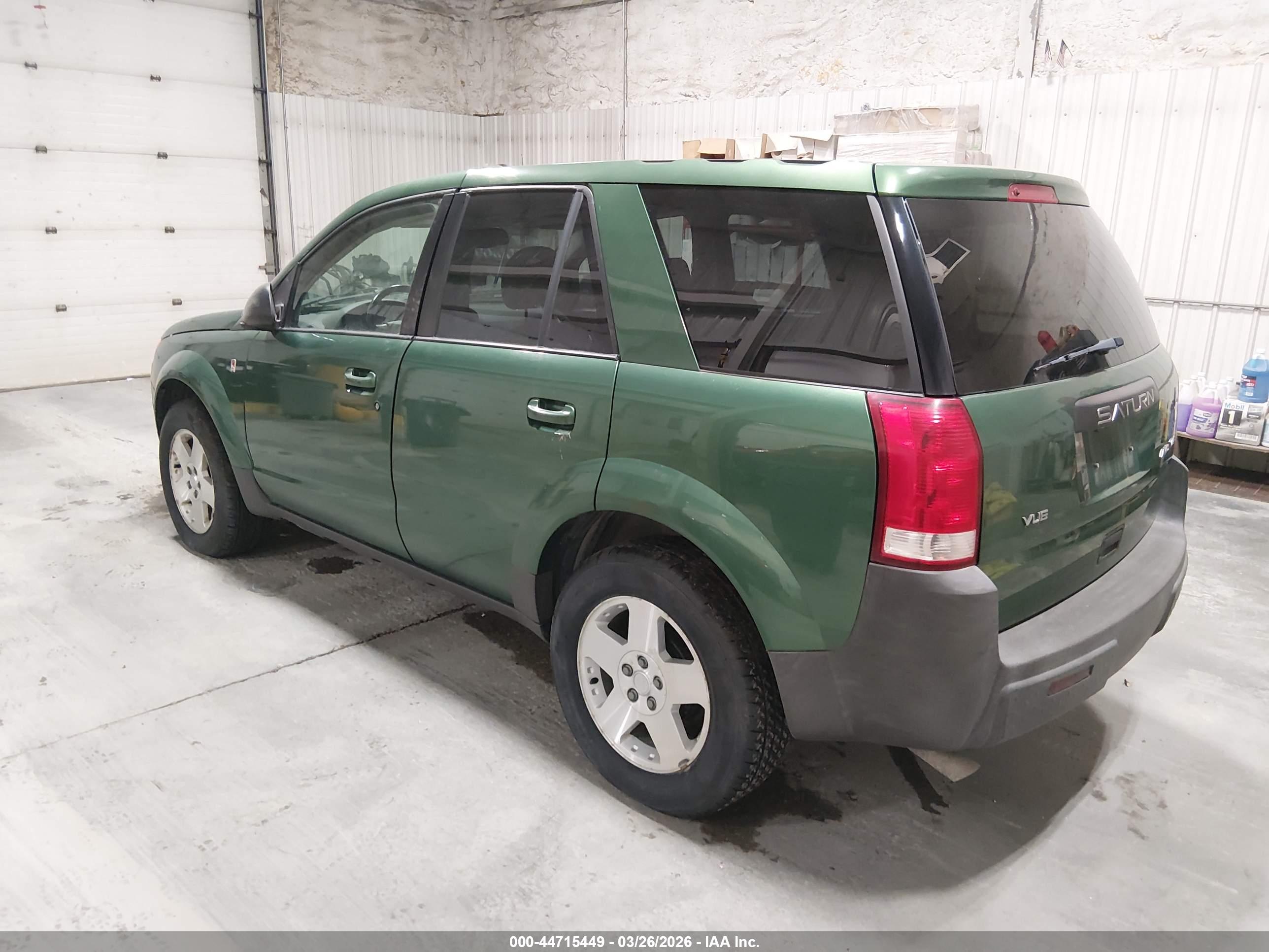 SATURN VUE image 3