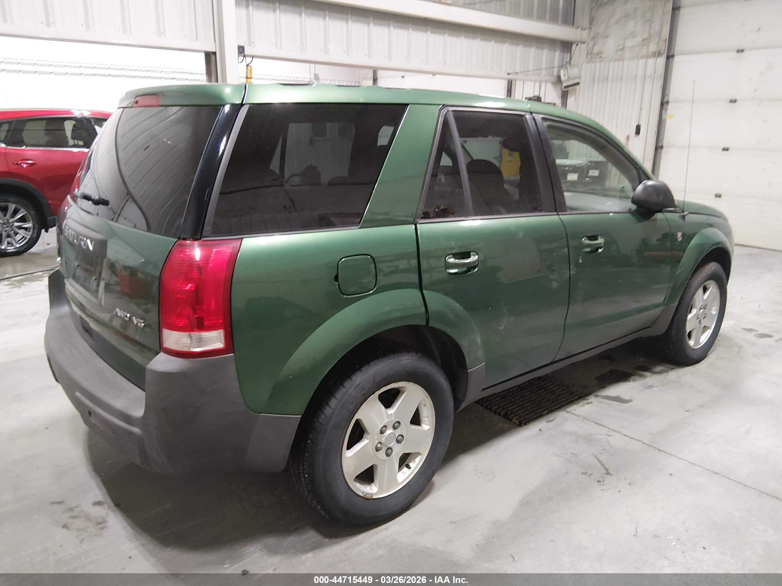 SATURN VUE image 4