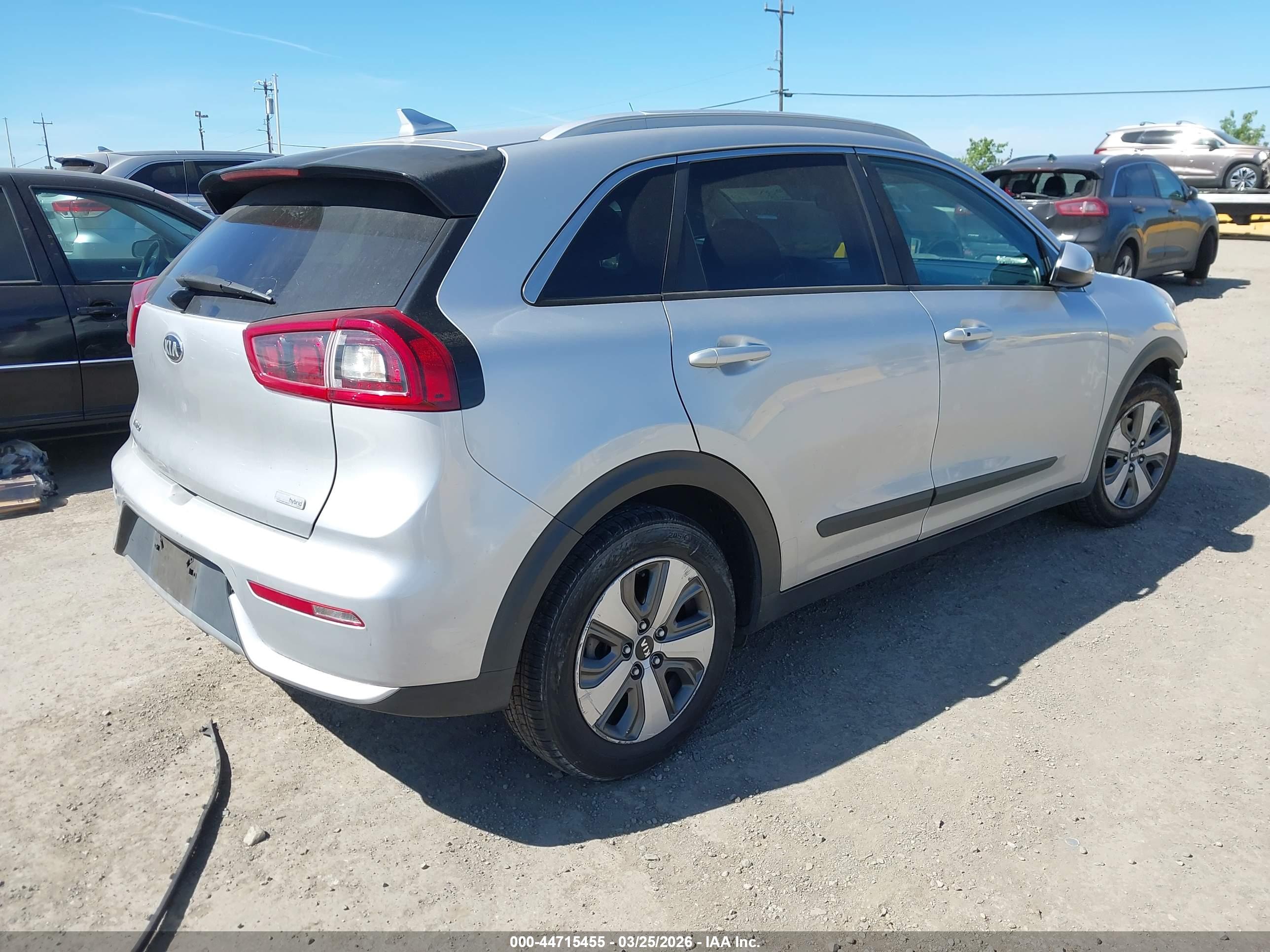 KIA NIRO image 4