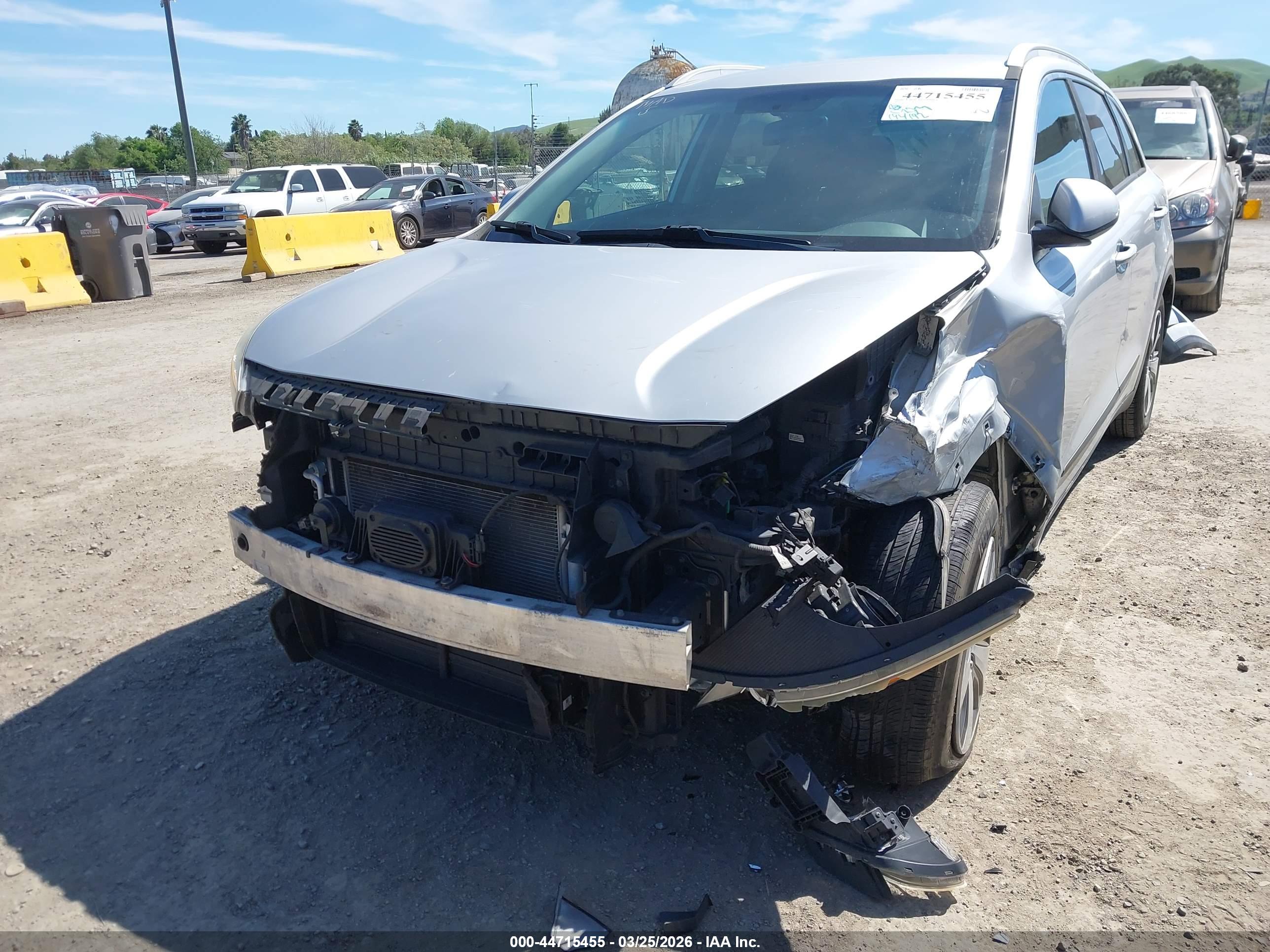 KIA NIRO image 6