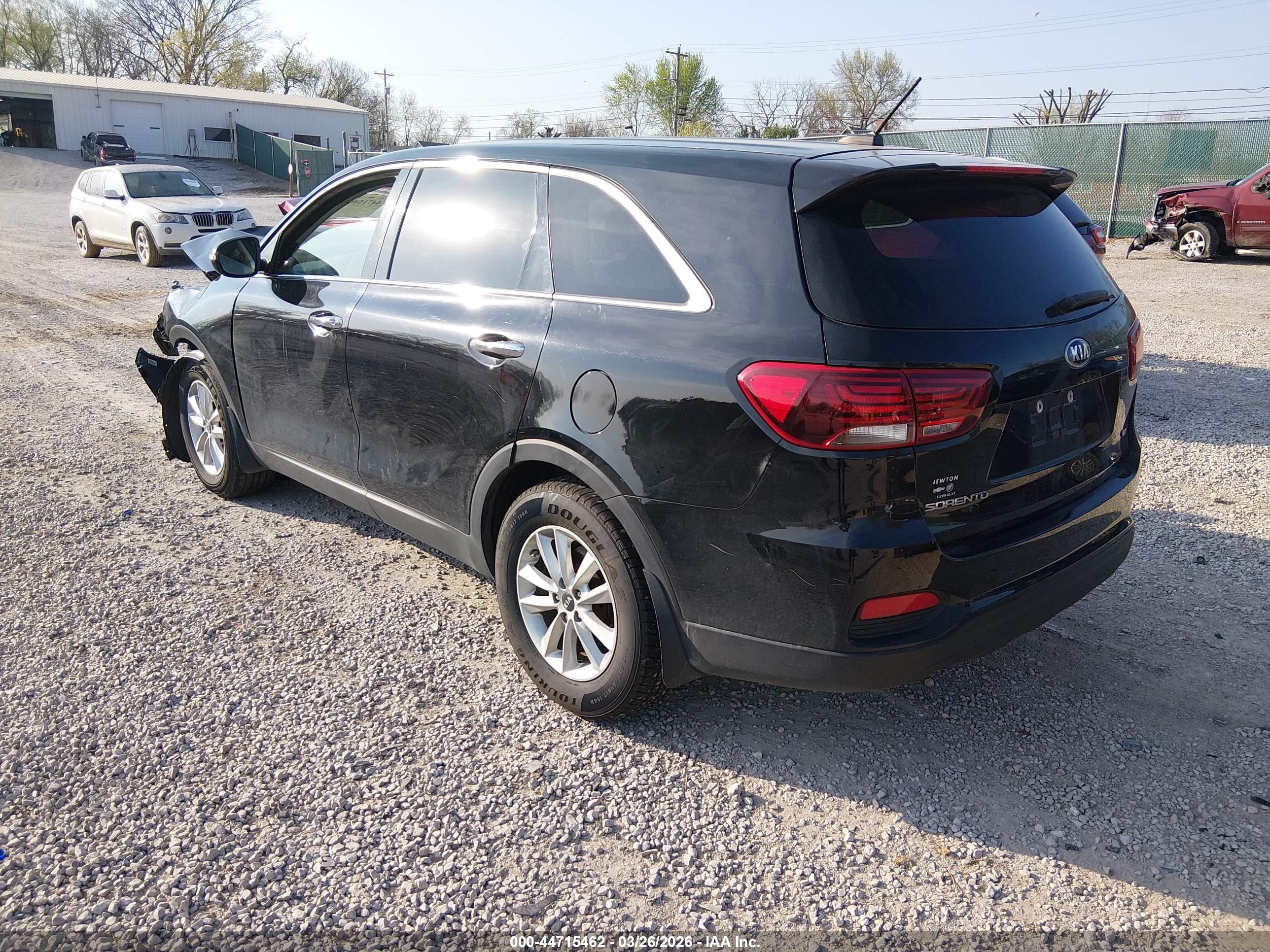 KIA SORENTO image 3