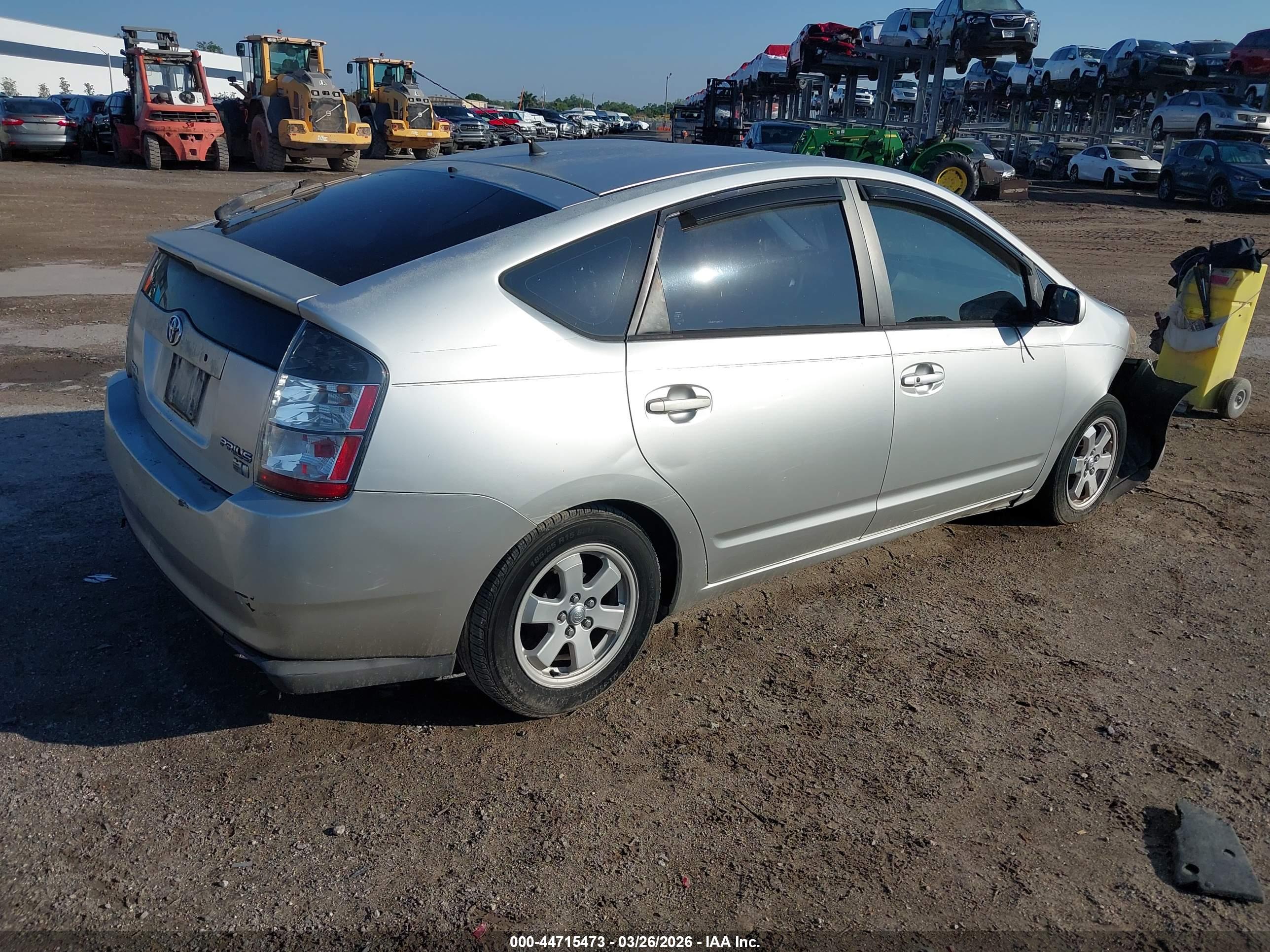 TOYOTA PRIUS image 4