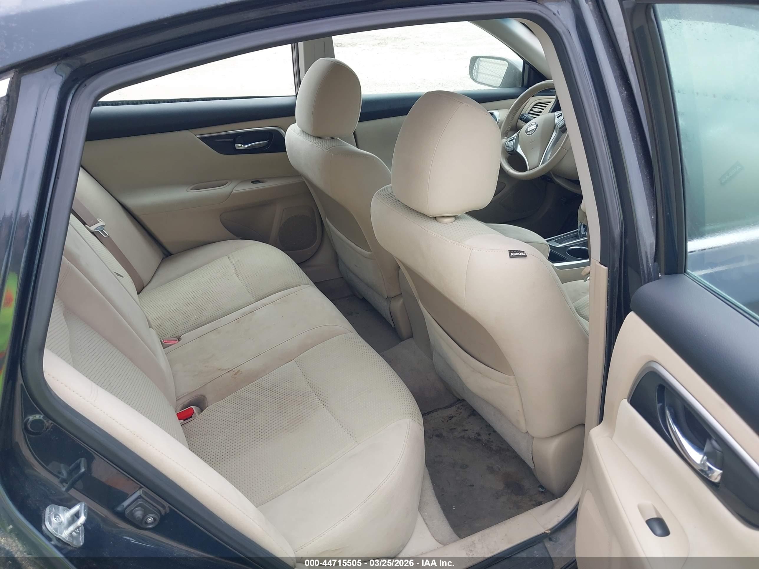NISSAN ALTIMA image 8