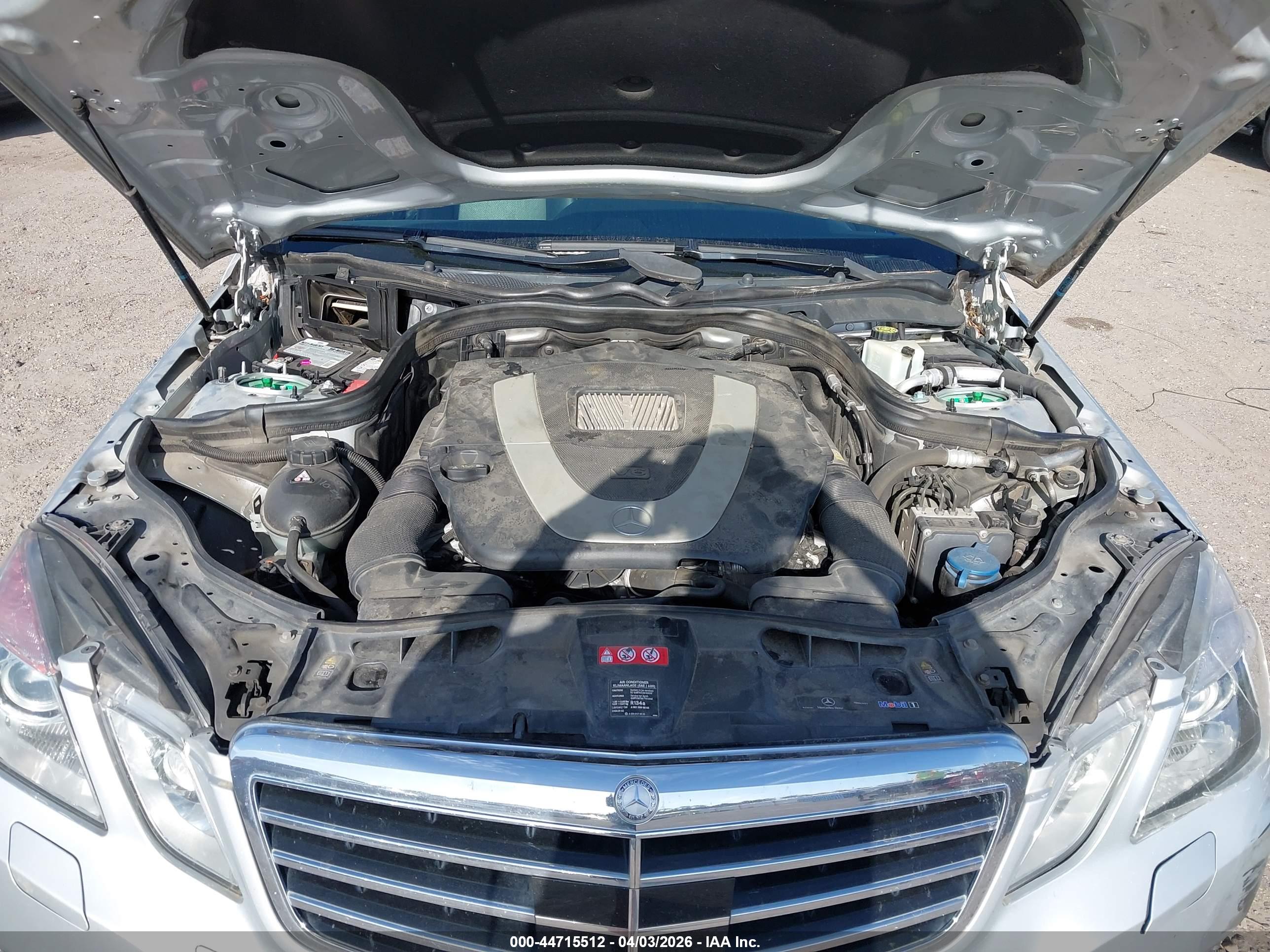 MERCEDES-BENZ E image 10