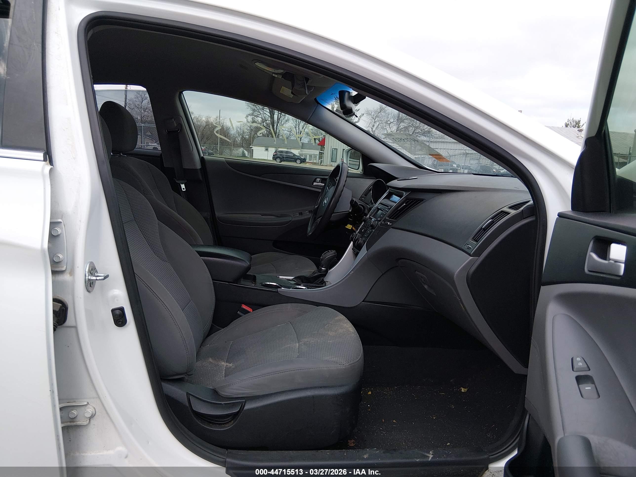 HYUNDAI SONATA image 5
