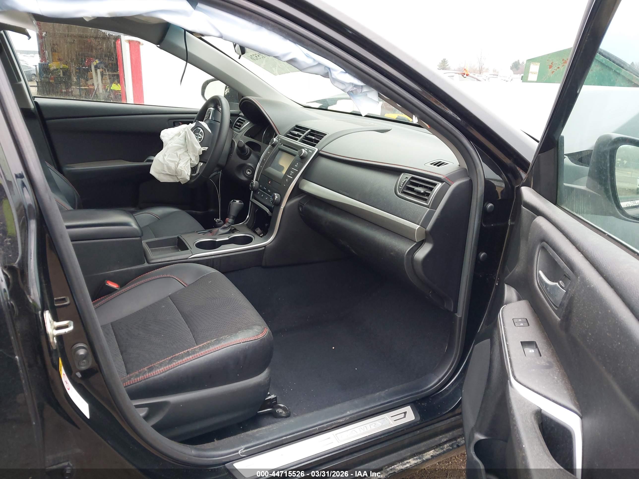 TOYOTA CAMRY image 5