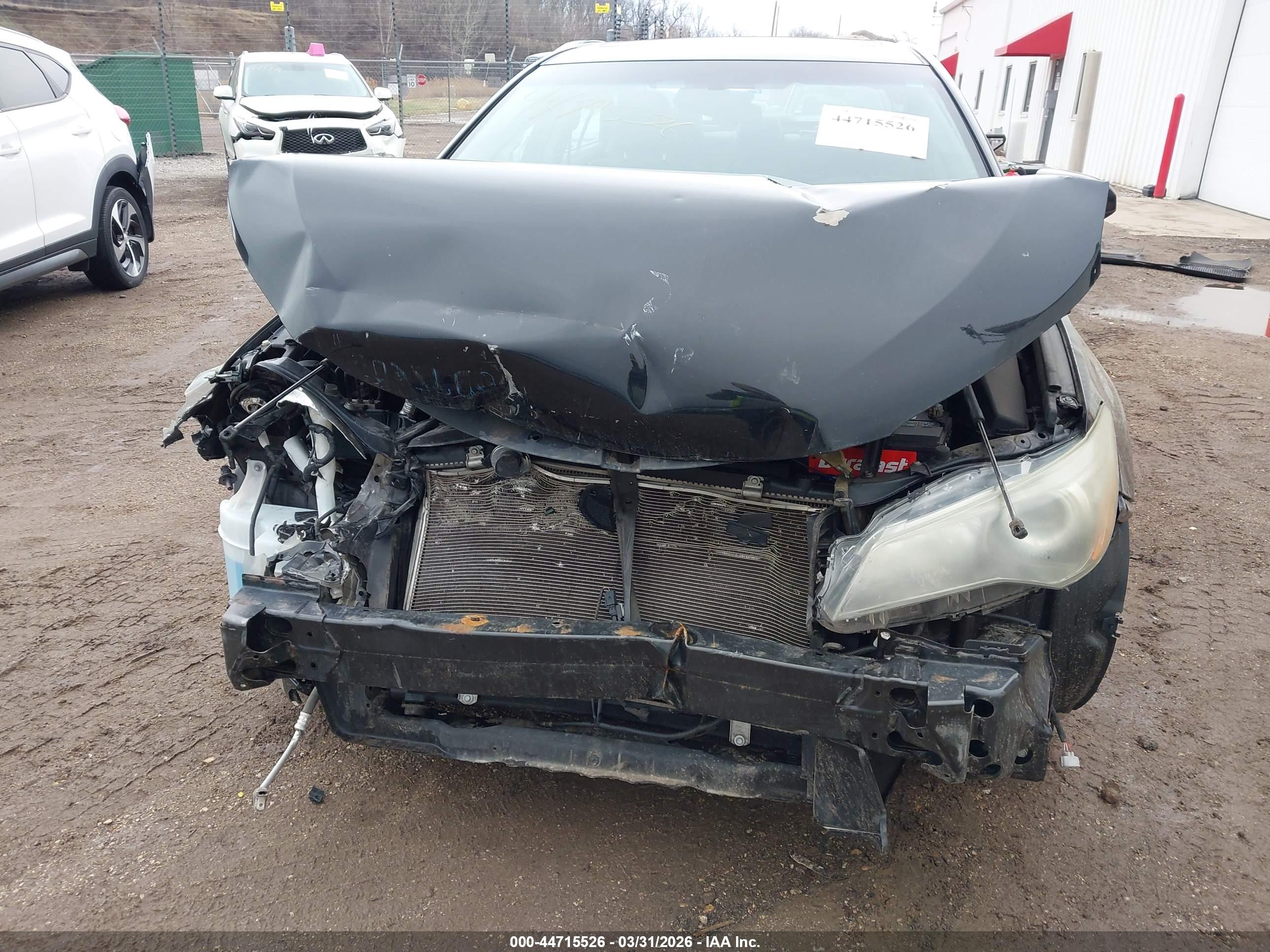 TOYOTA CAMRY image 6