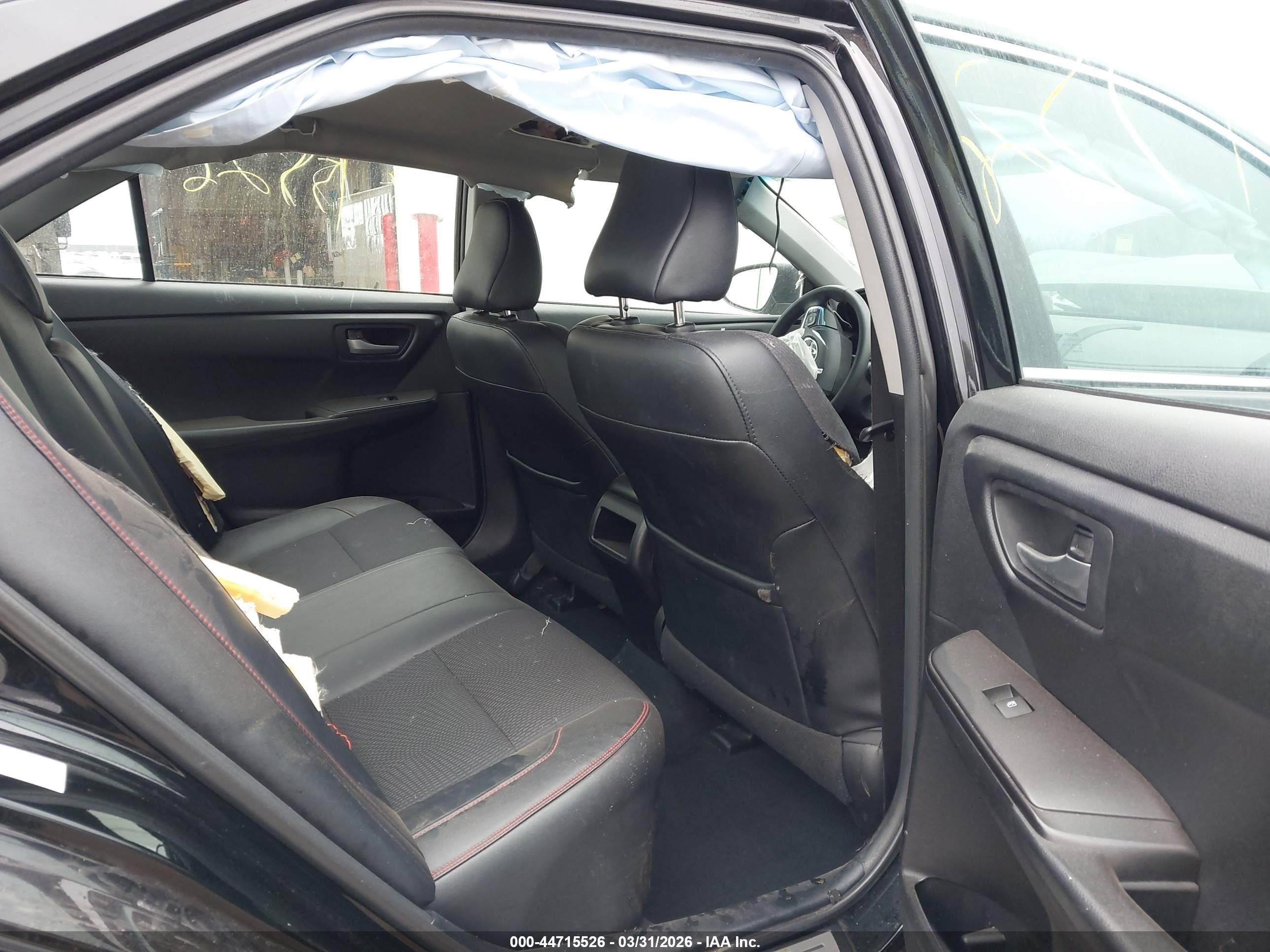 TOYOTA CAMRY image 8