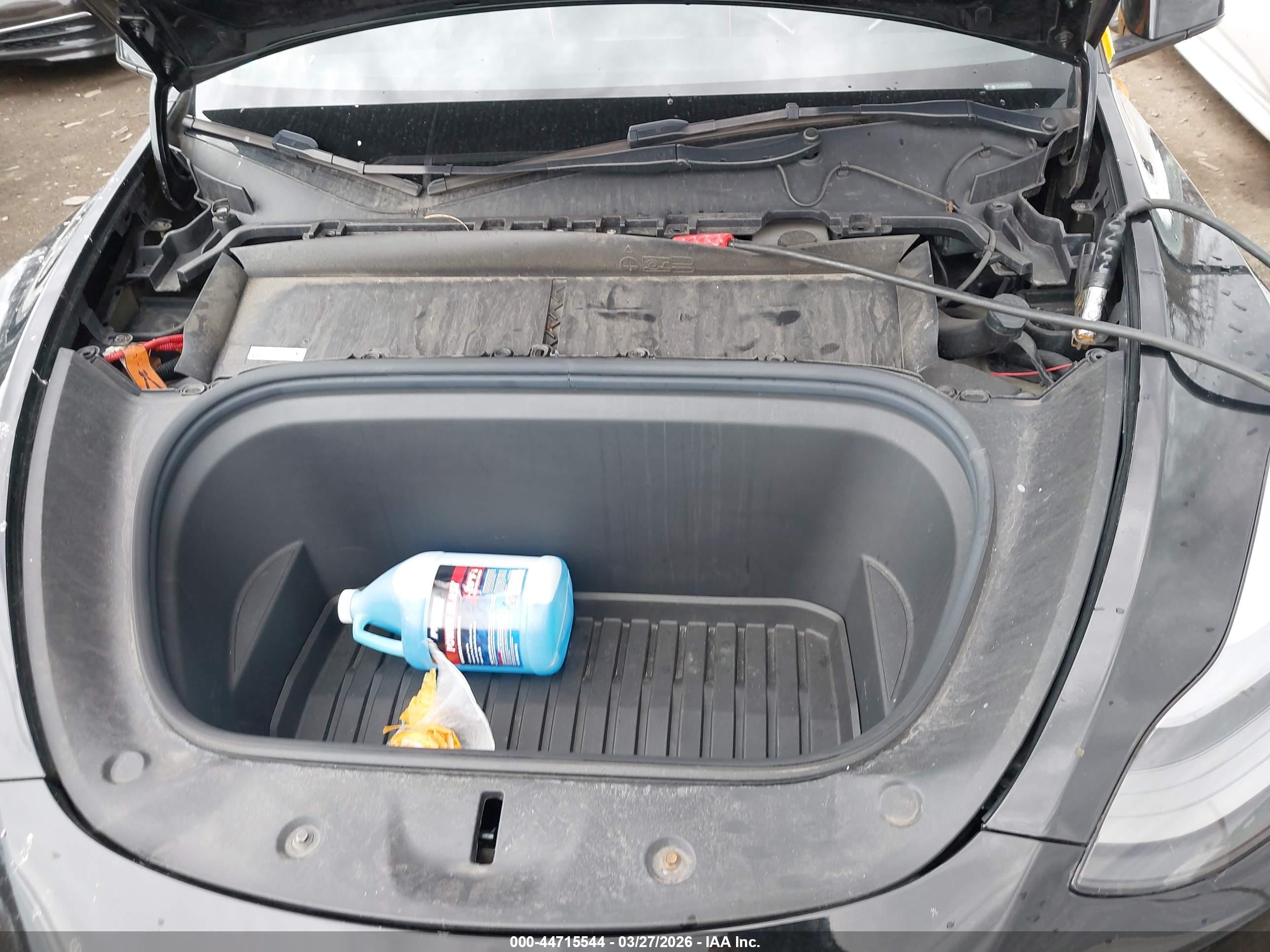 TESLA MODEL image 10