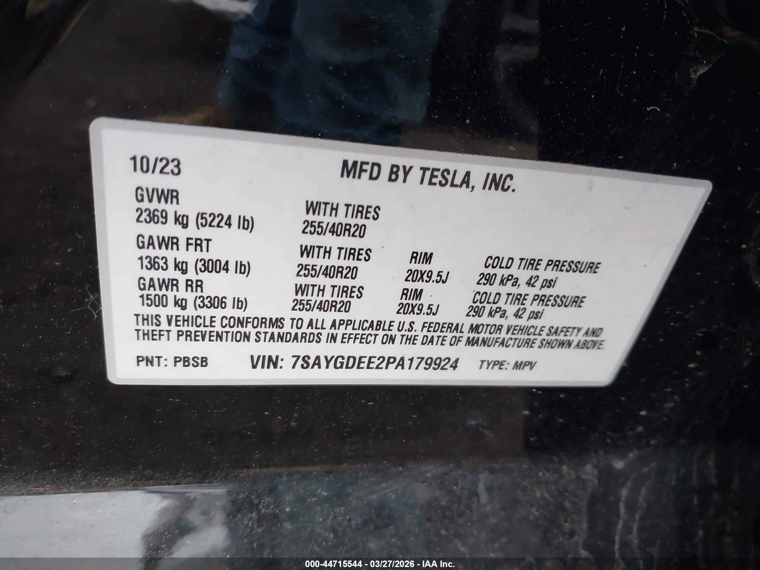 TESLA MODEL image 9