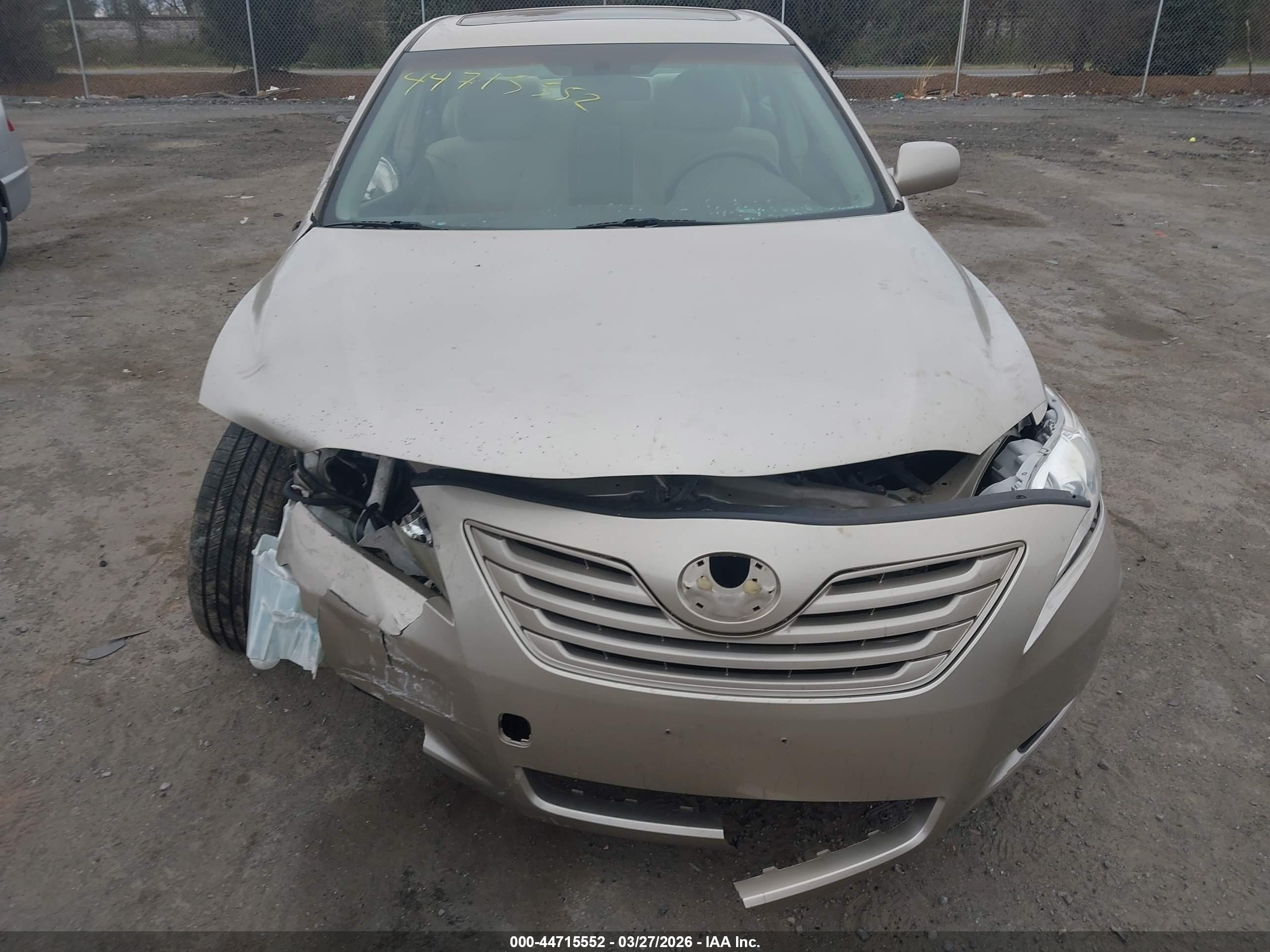 TOYOTA CAMRY image 6