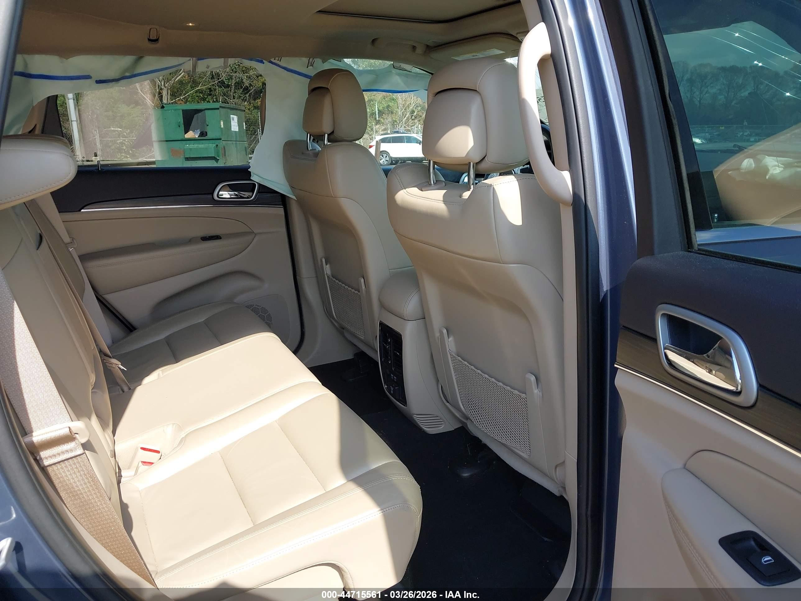 JEEP GRAND image 8