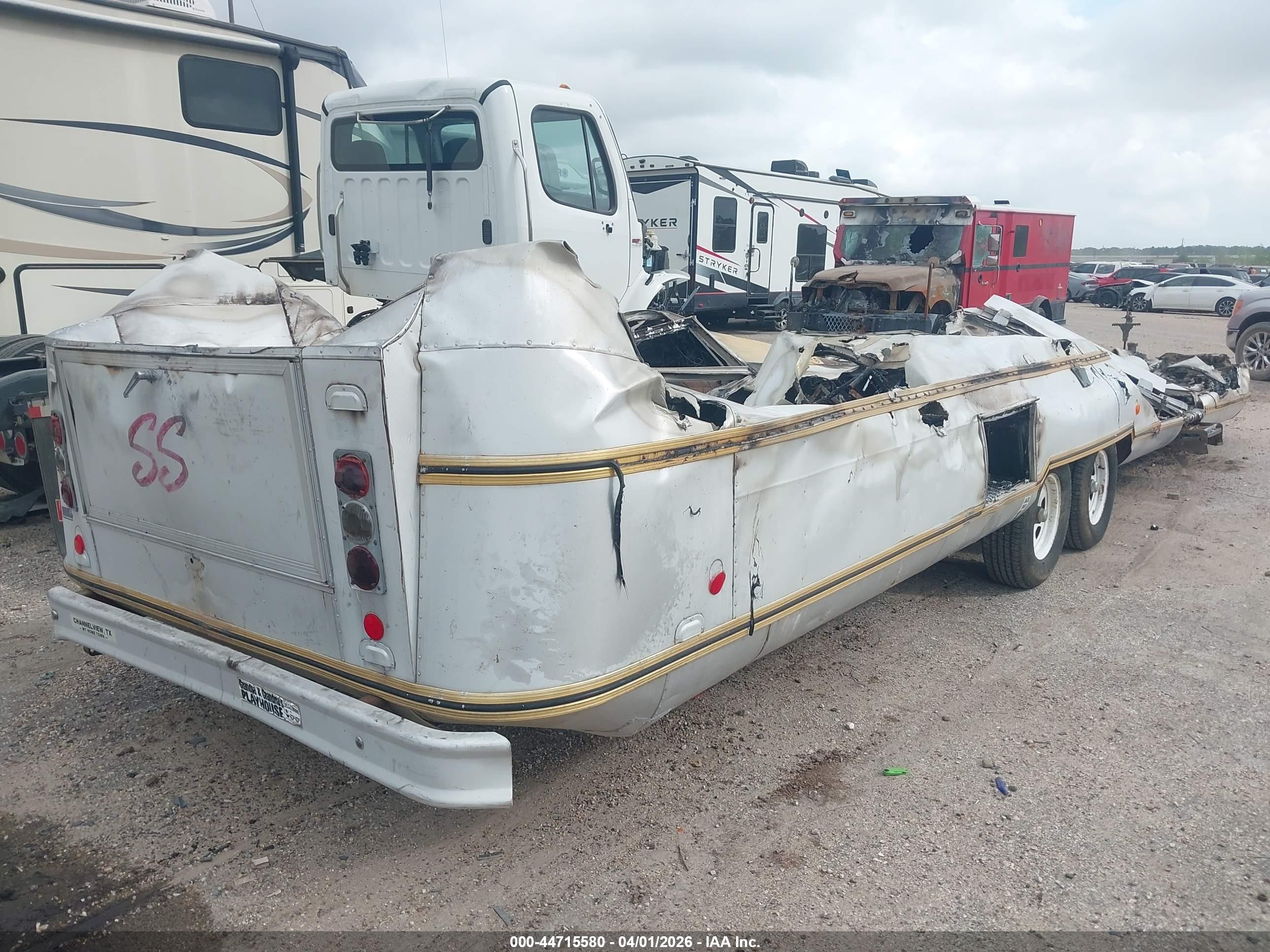 SILVER STREAK image 4