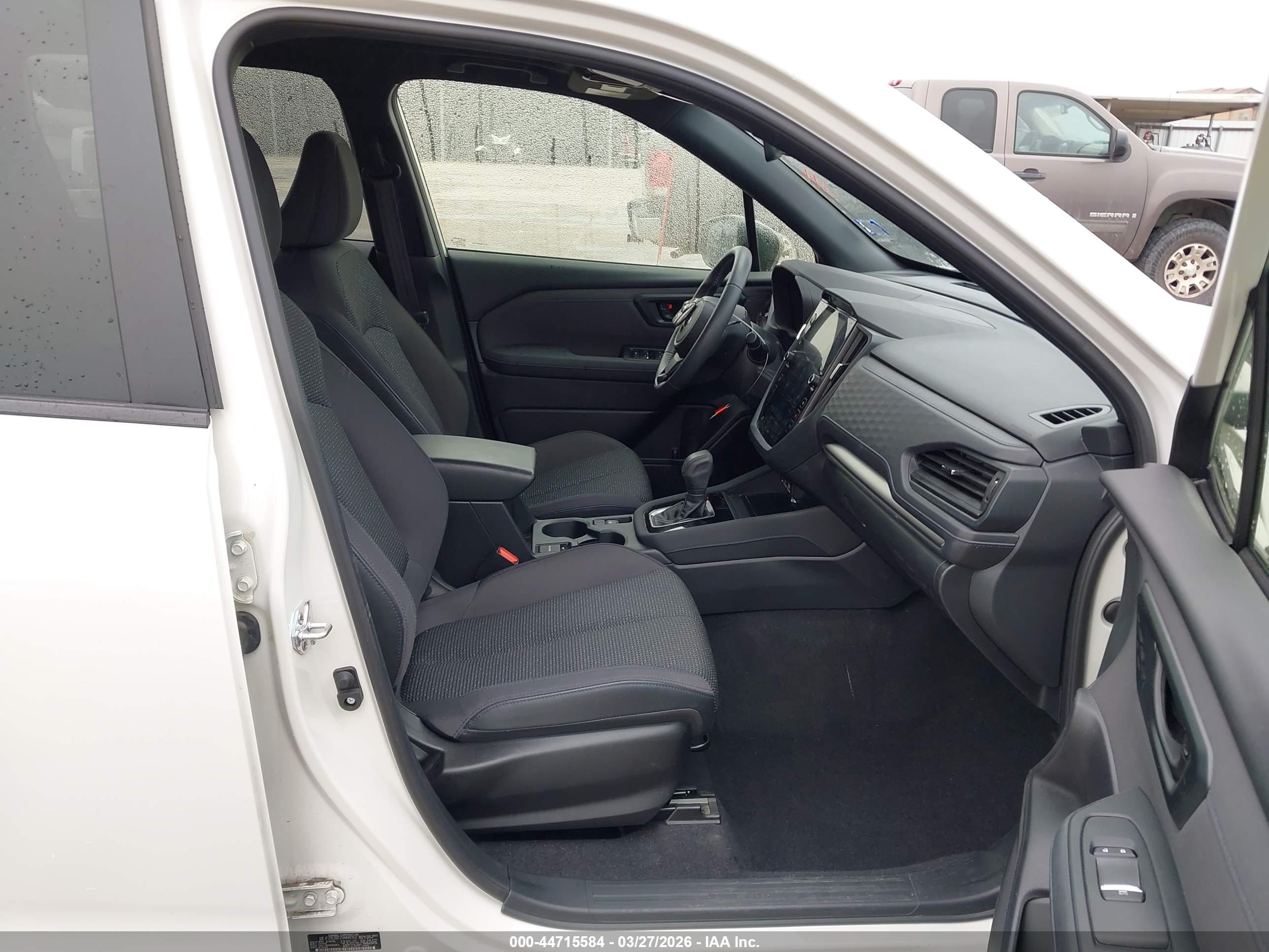 SUBARU FORESTER image 5