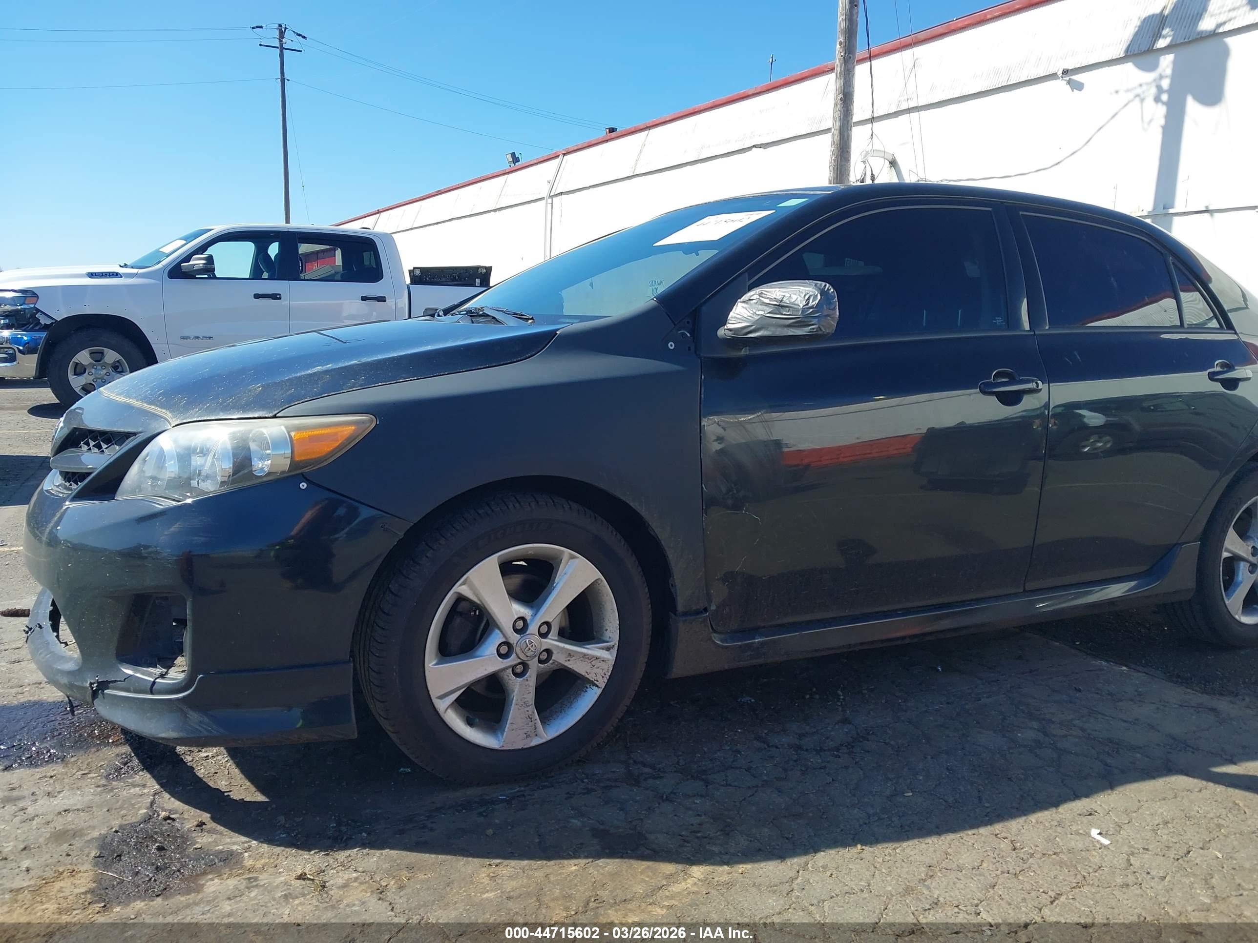 TOYOTA COROLLA image 6