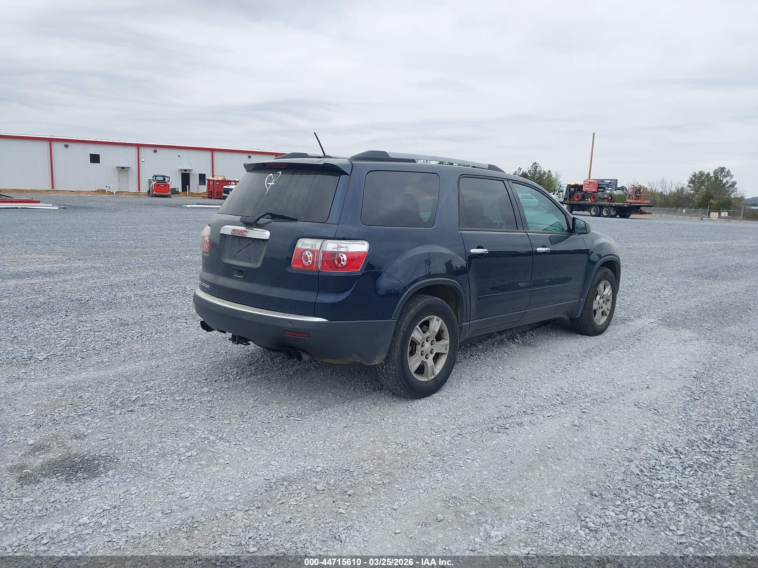 GMC ACADIA image 4