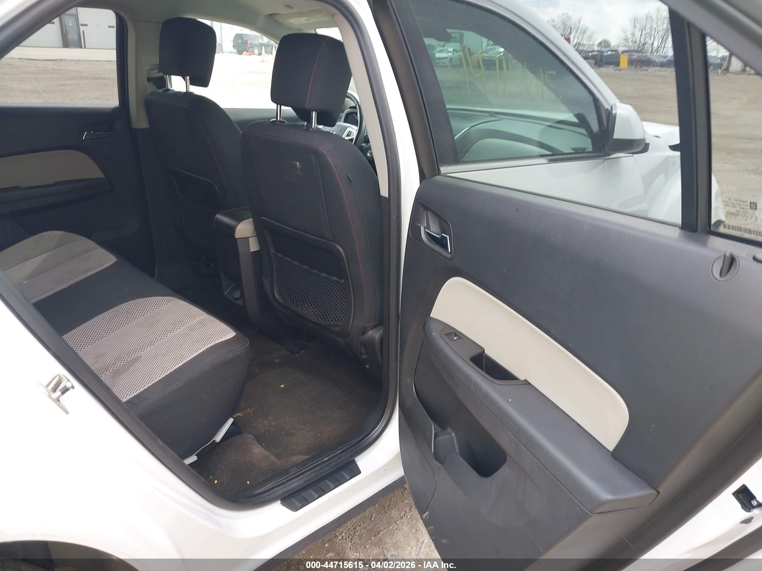 CHEVROLET EQUINOX image 8