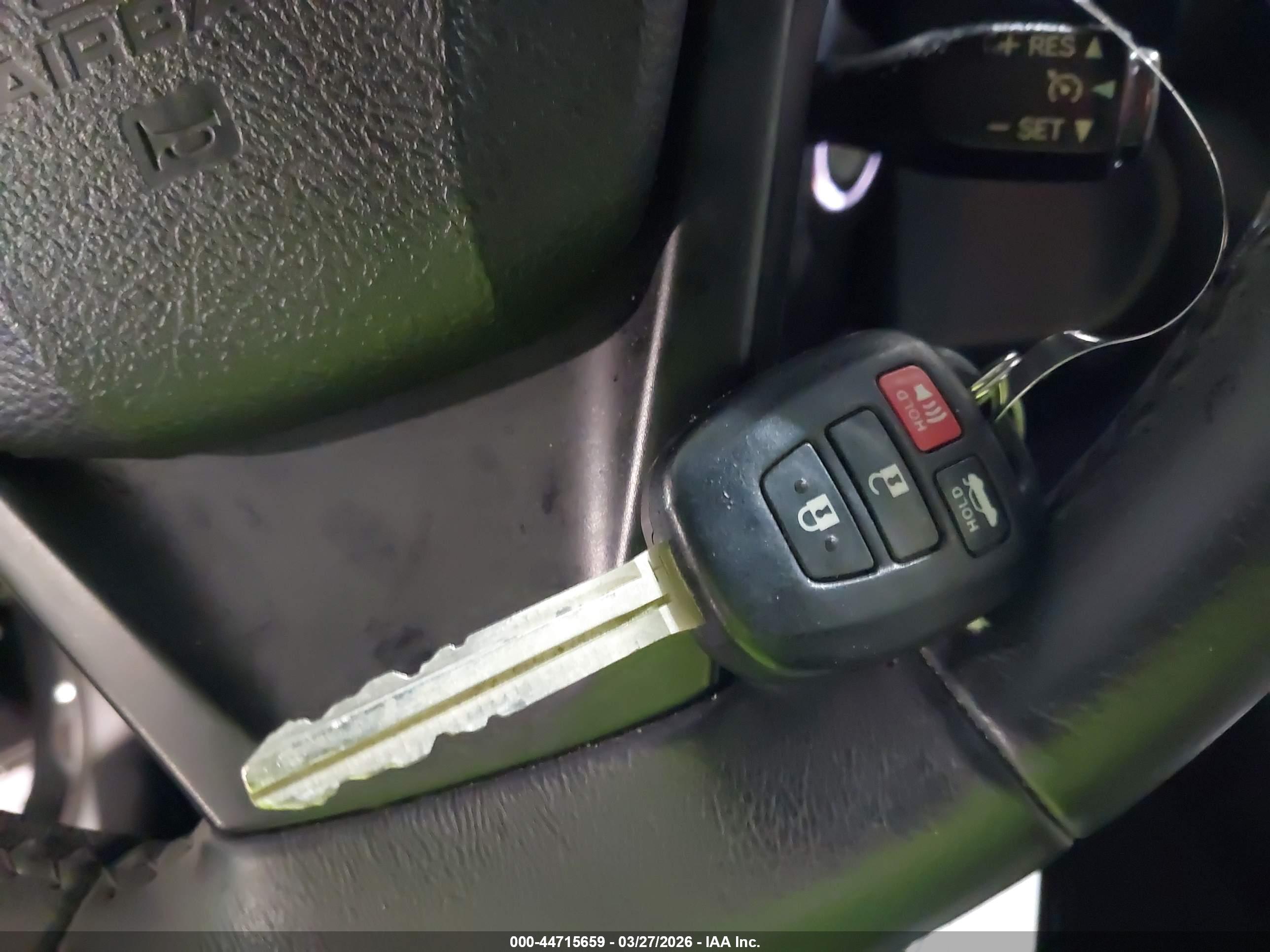 TOYOTA CAMRY image 11