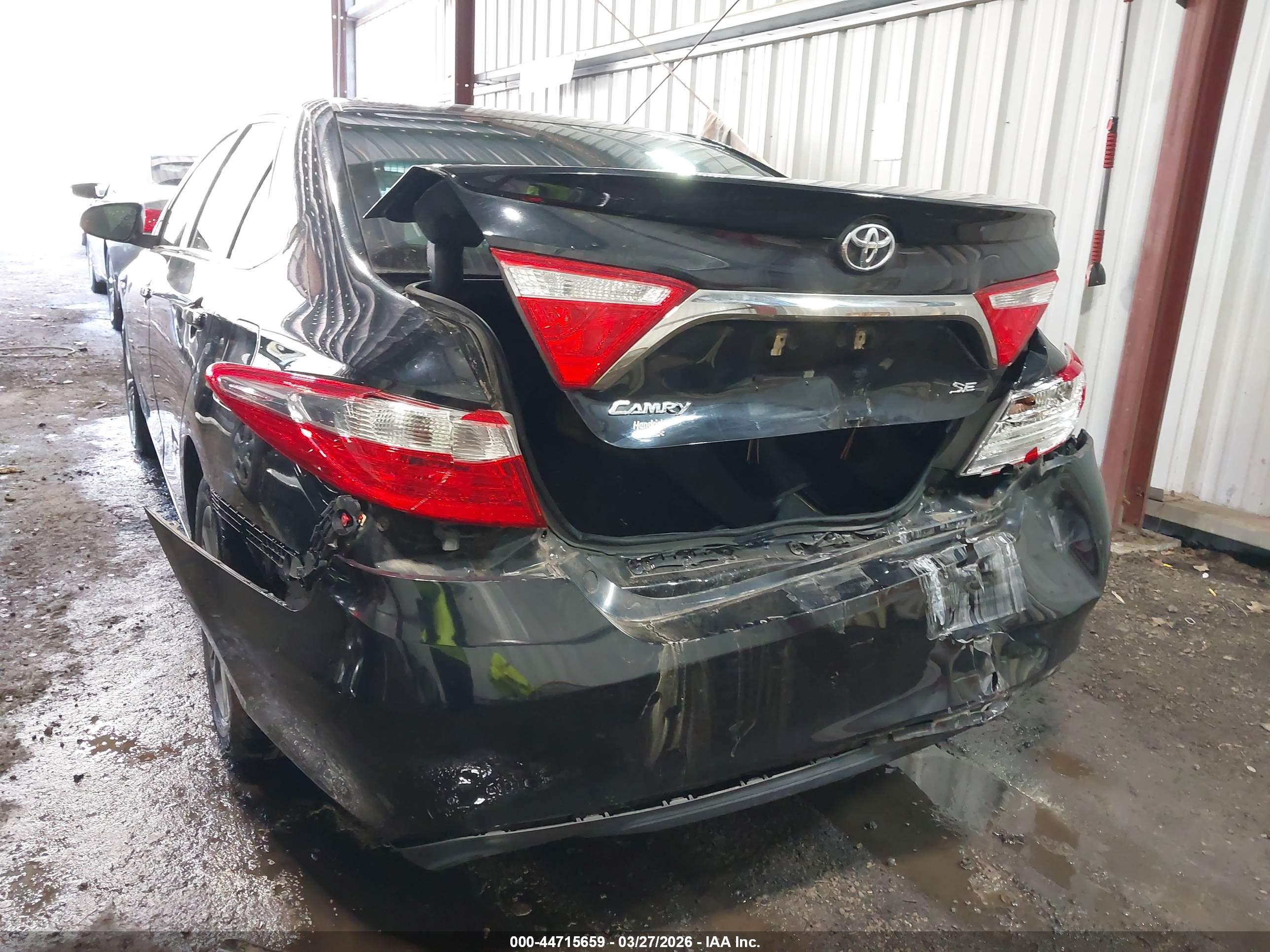 TOYOTA CAMRY image 6