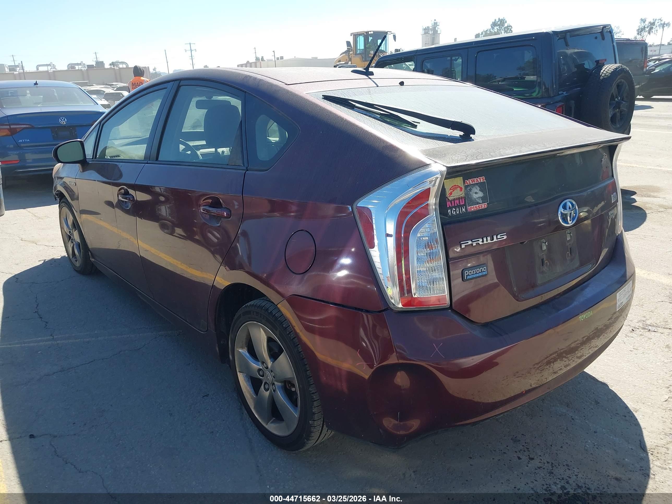 TOYOTA PRIUS image 3