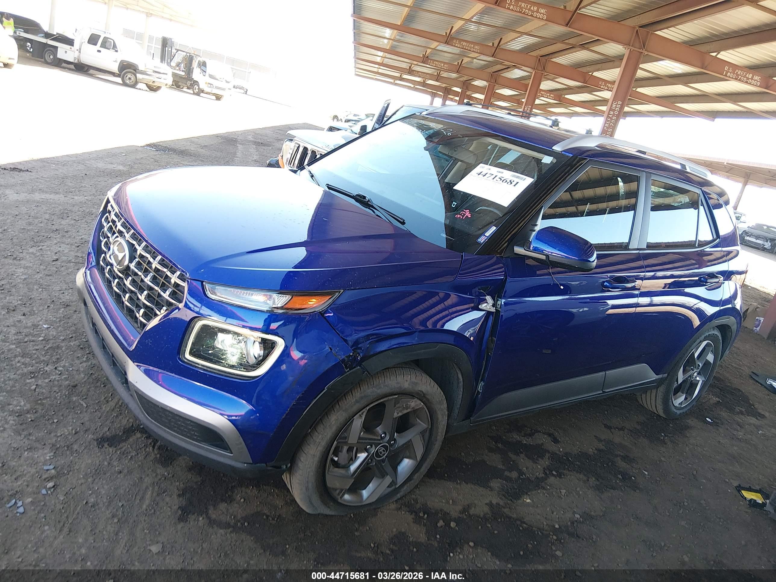 HYUNDAI VENUE image 6