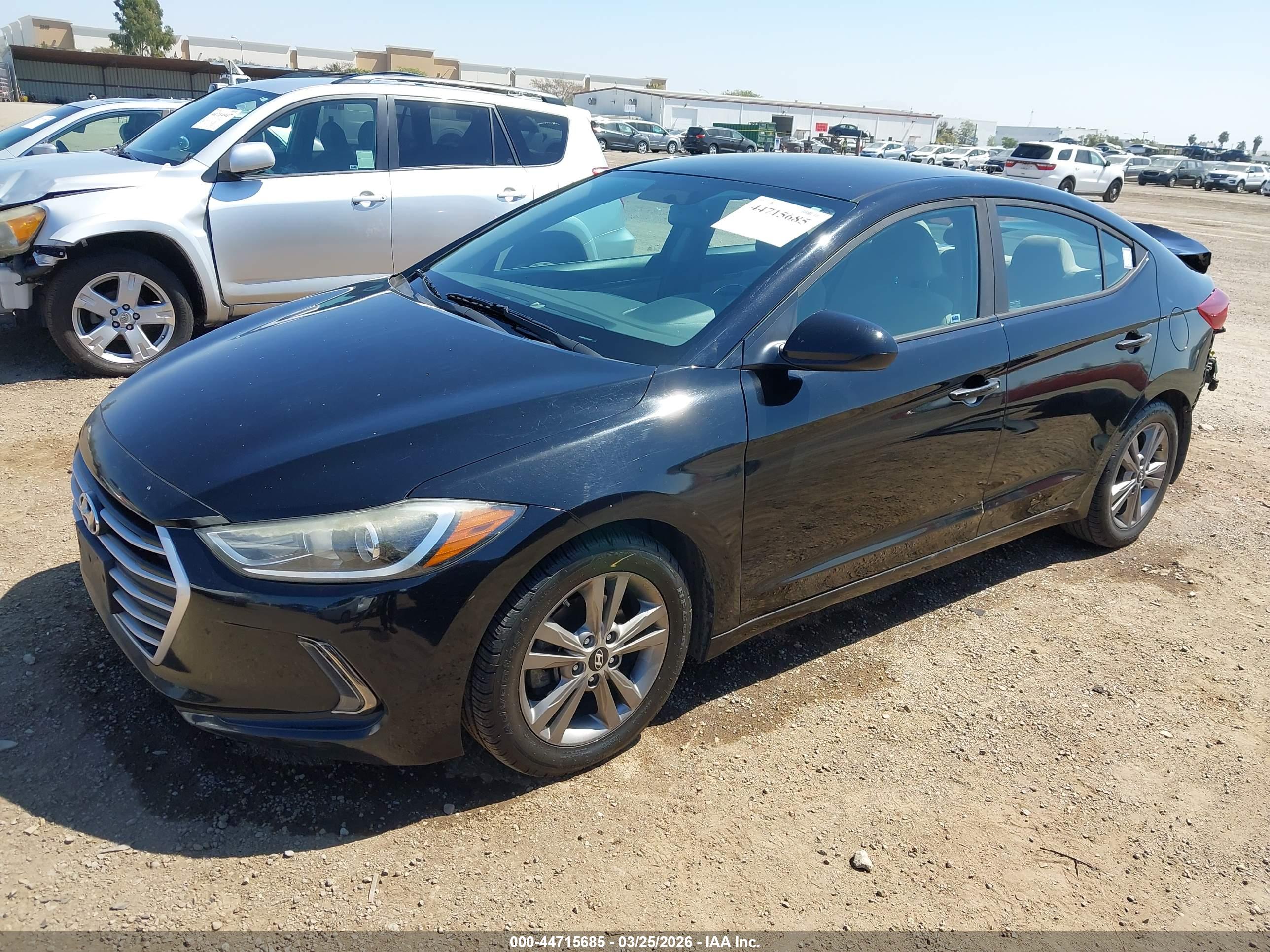 HYUNDAI ELANTRA image 2