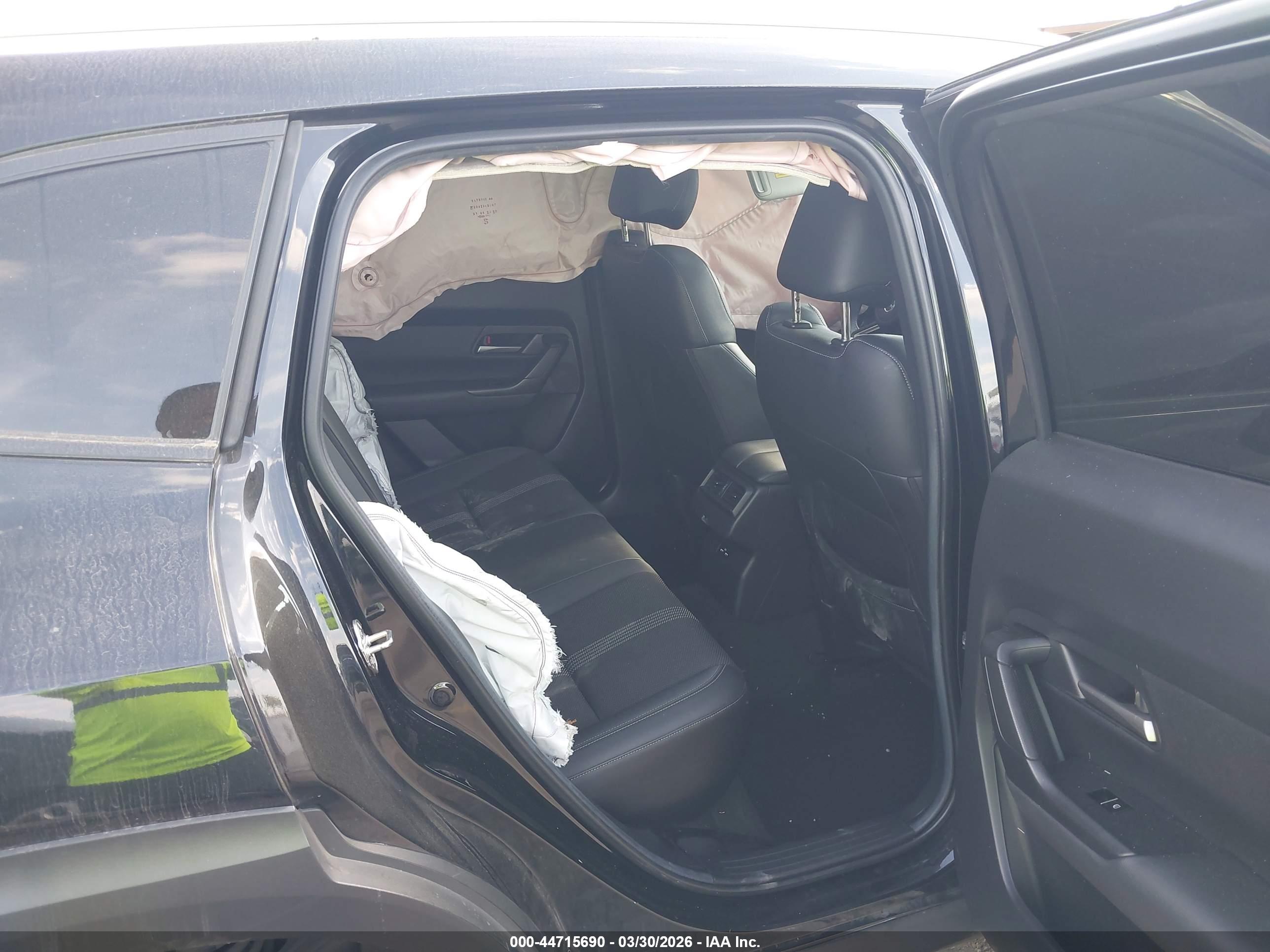 MAZDA CX-50 image 8