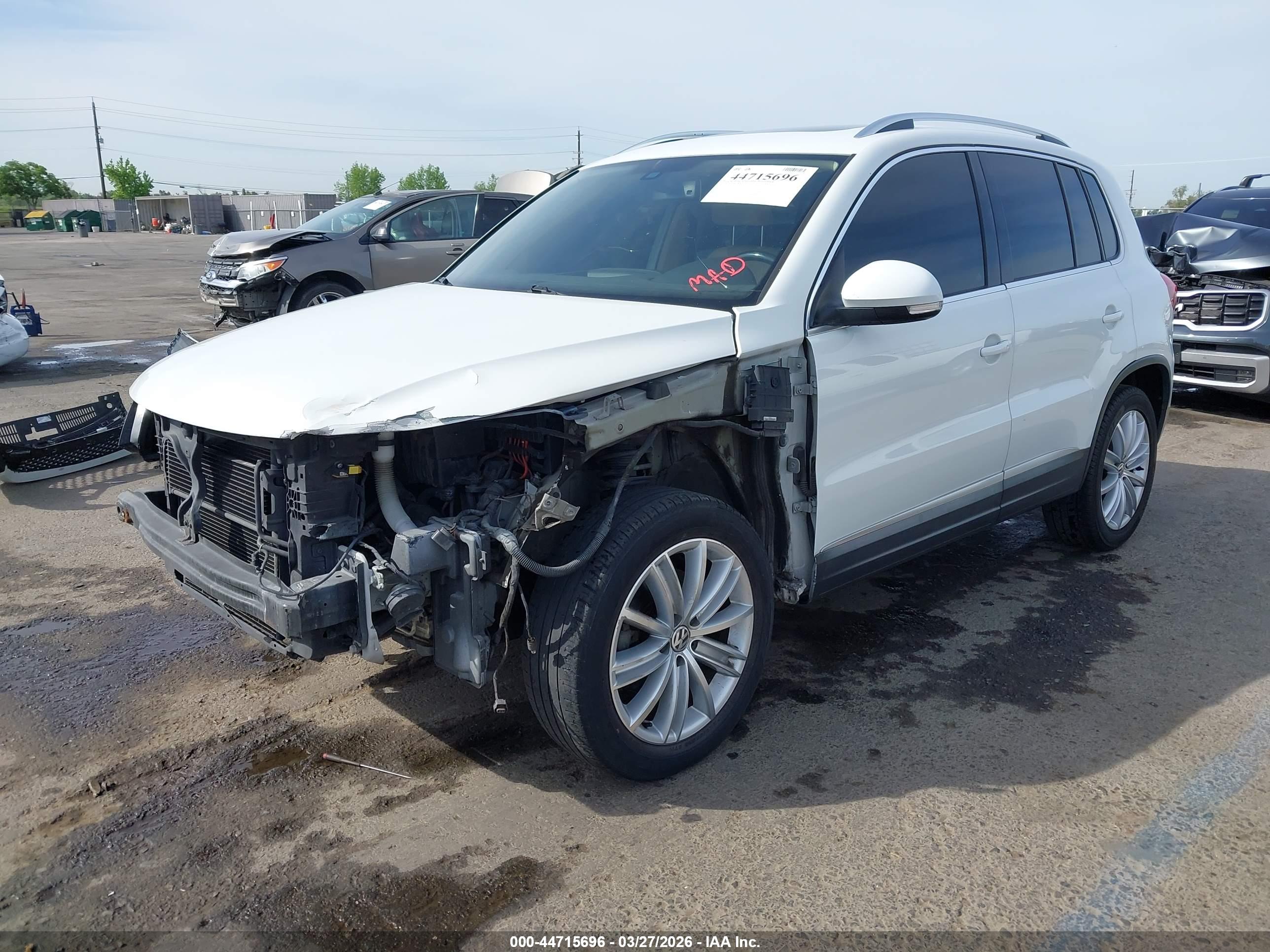 VOLKSWAGEN TIGUAN image 2