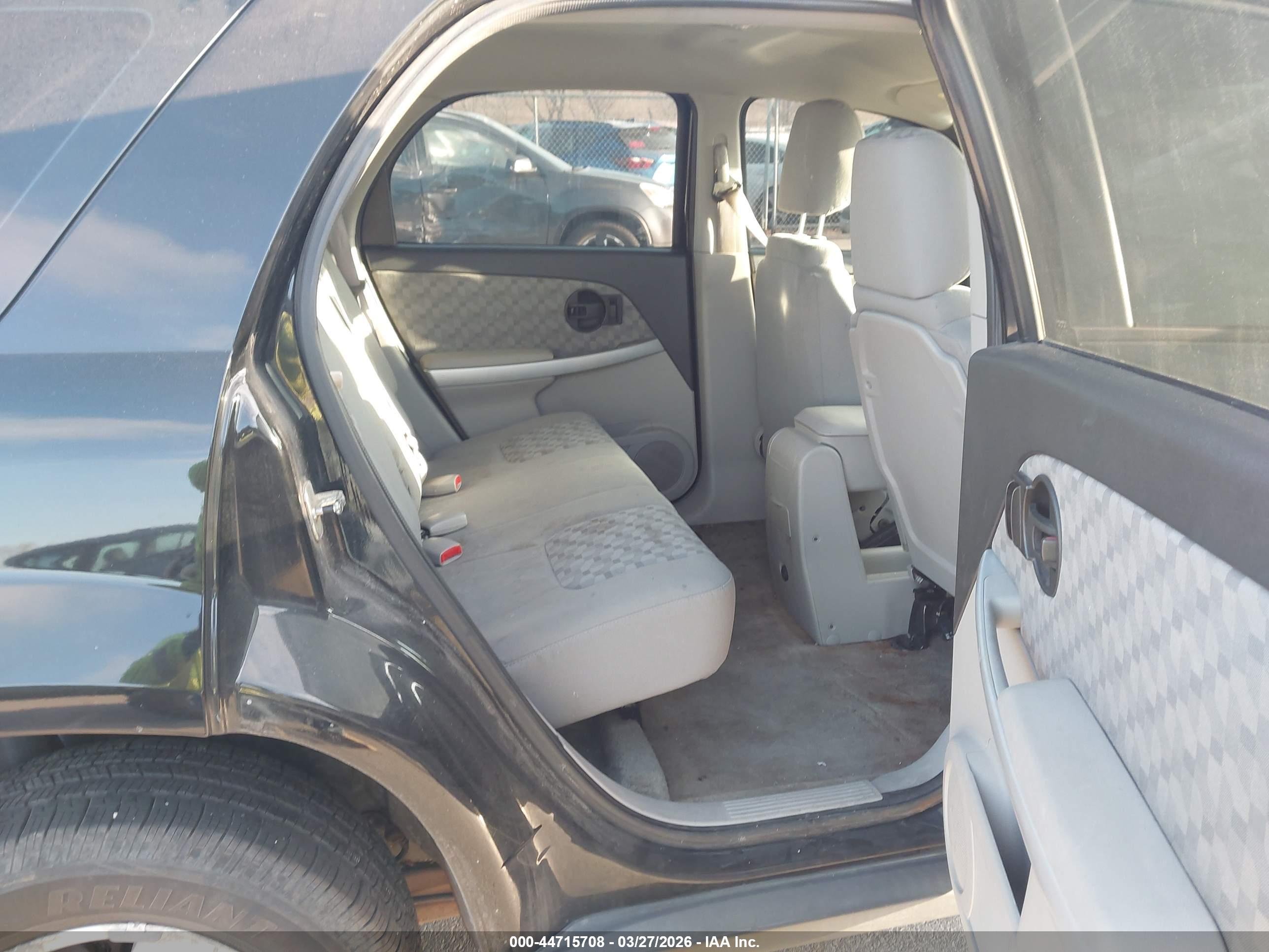 CHEVROLET EQUINOX image 8
