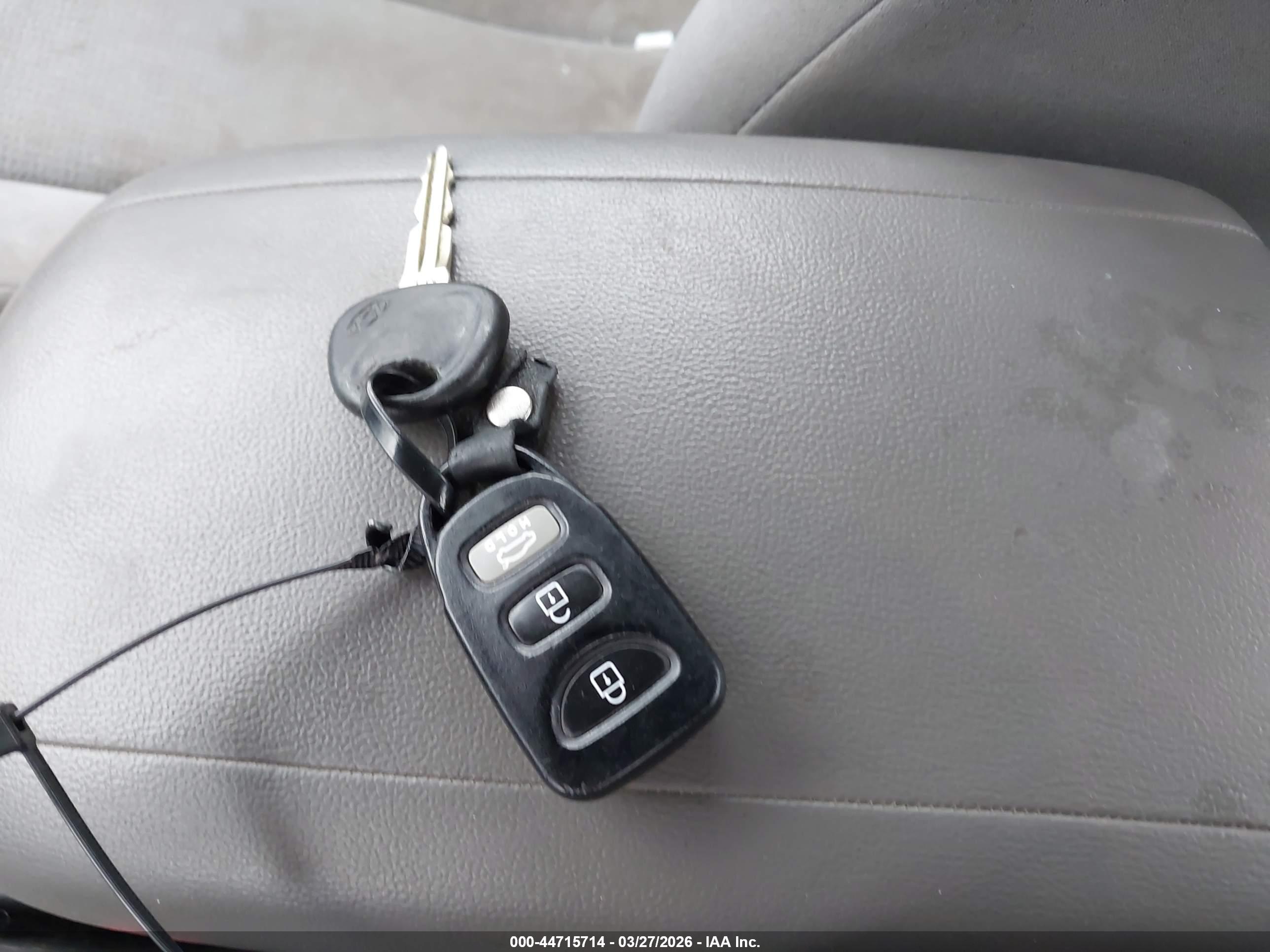 HYUNDAI SONATA image 11