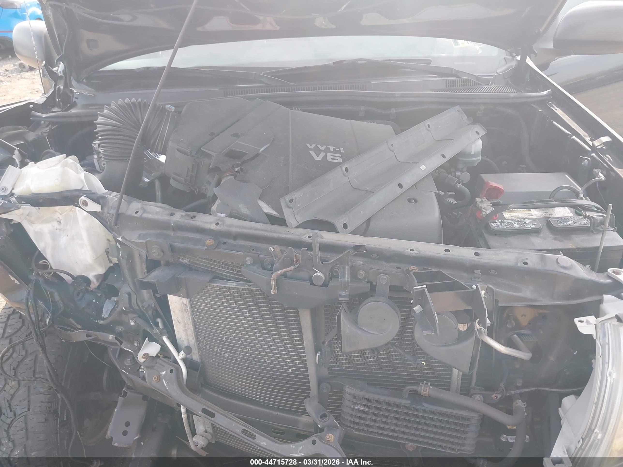 TOYOTA TACOMA image 10