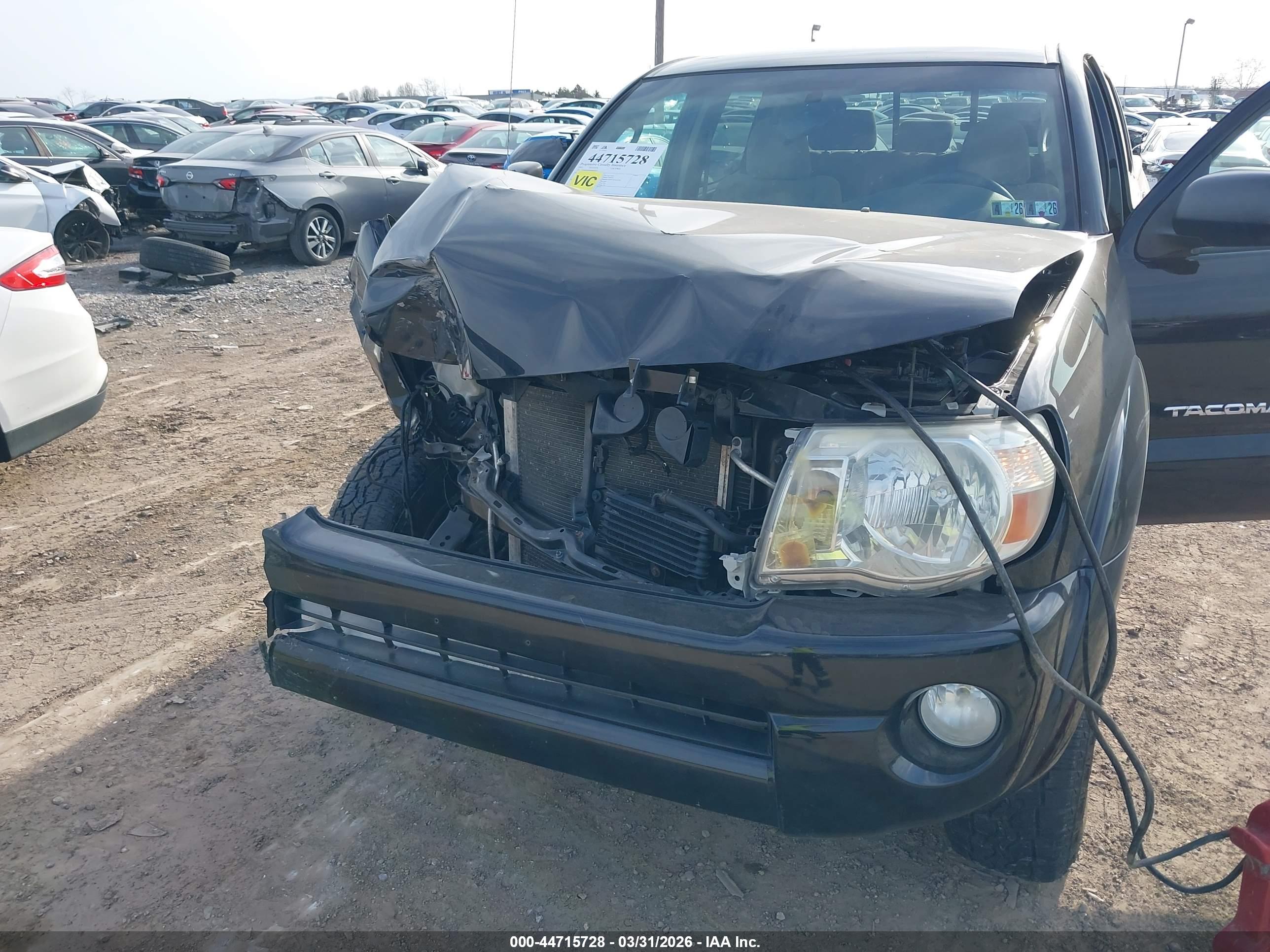 TOYOTA TACOMA image 6