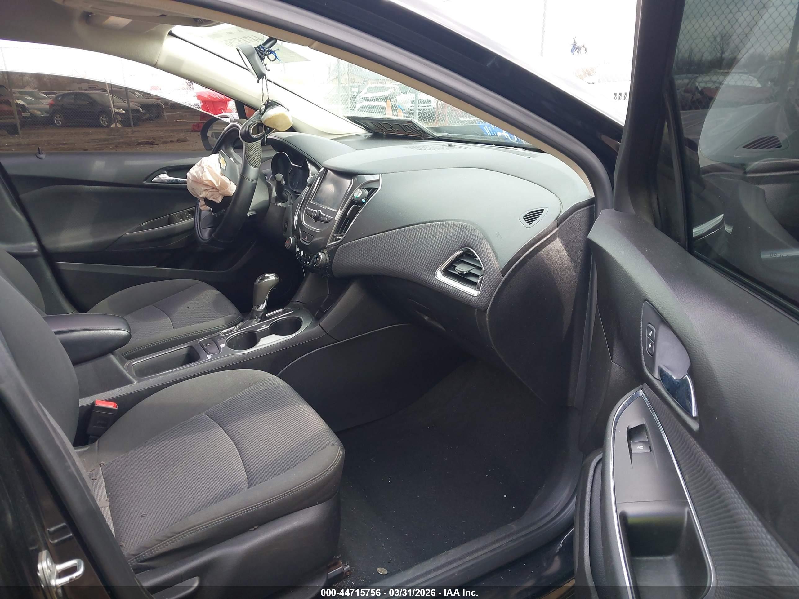 CHEVROLET CRUZE image 5