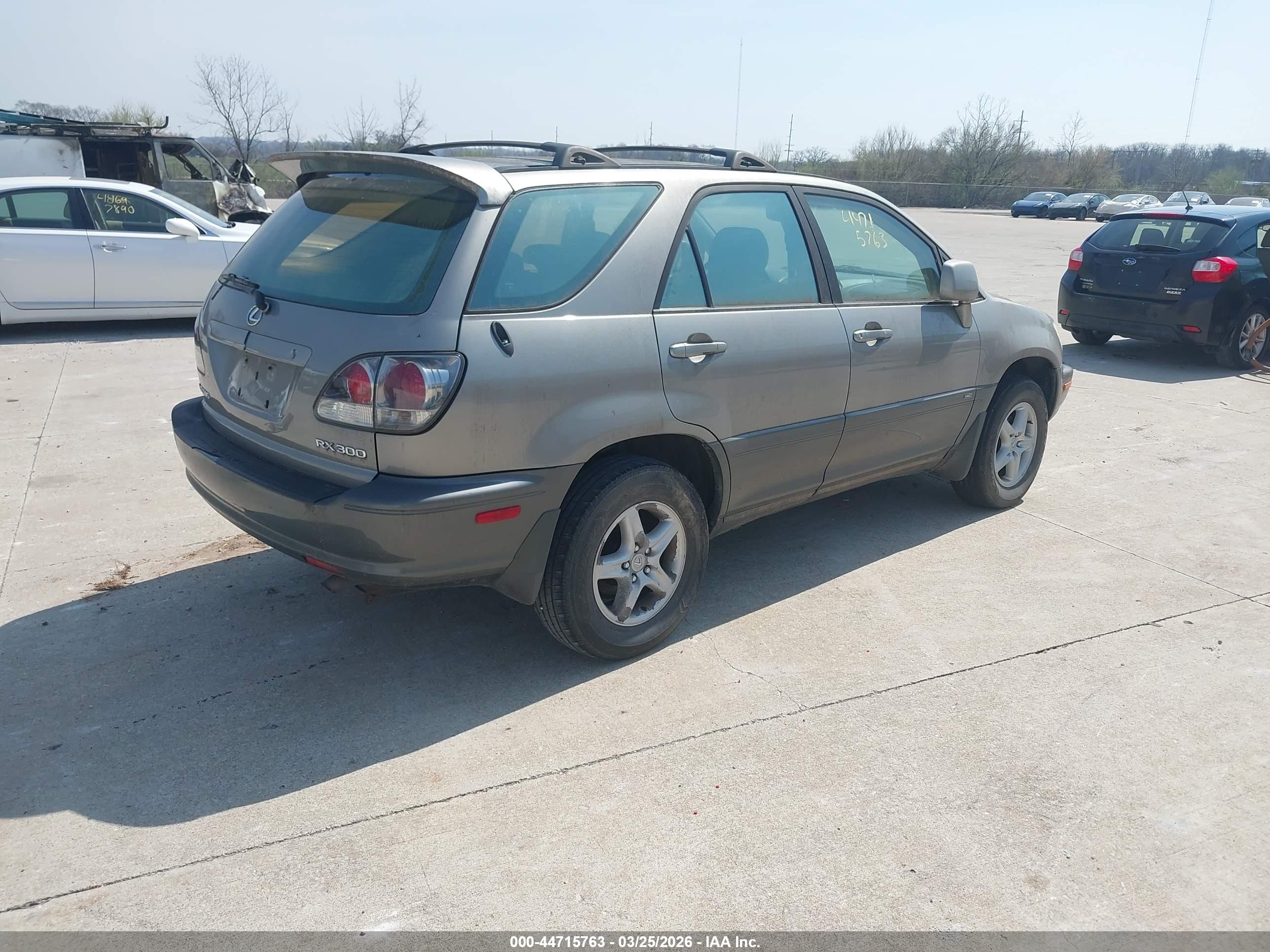 LEXUS RX image 4